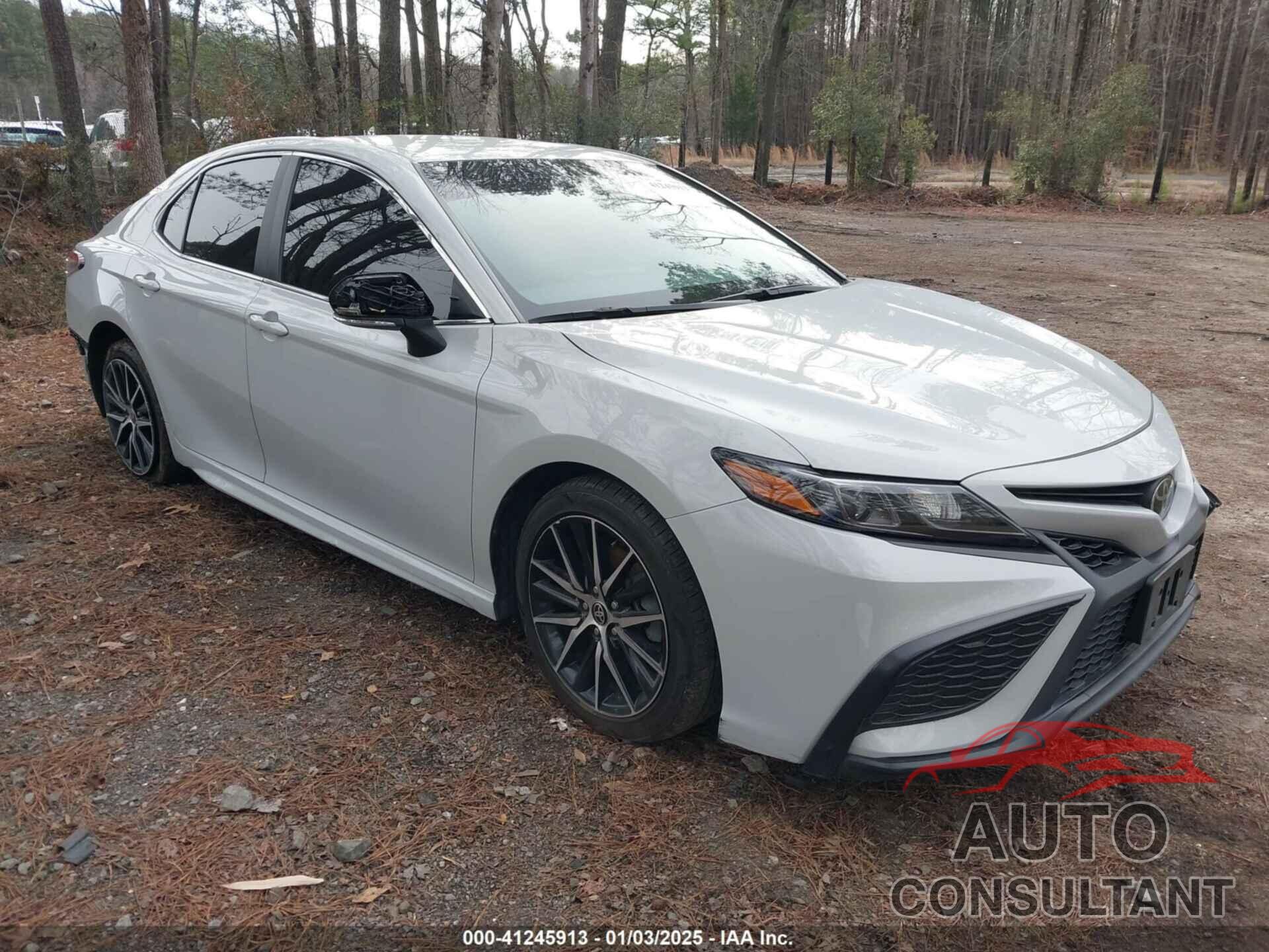 TOYOTA CAMRY 2023 - 4T1G11AKXPU083663