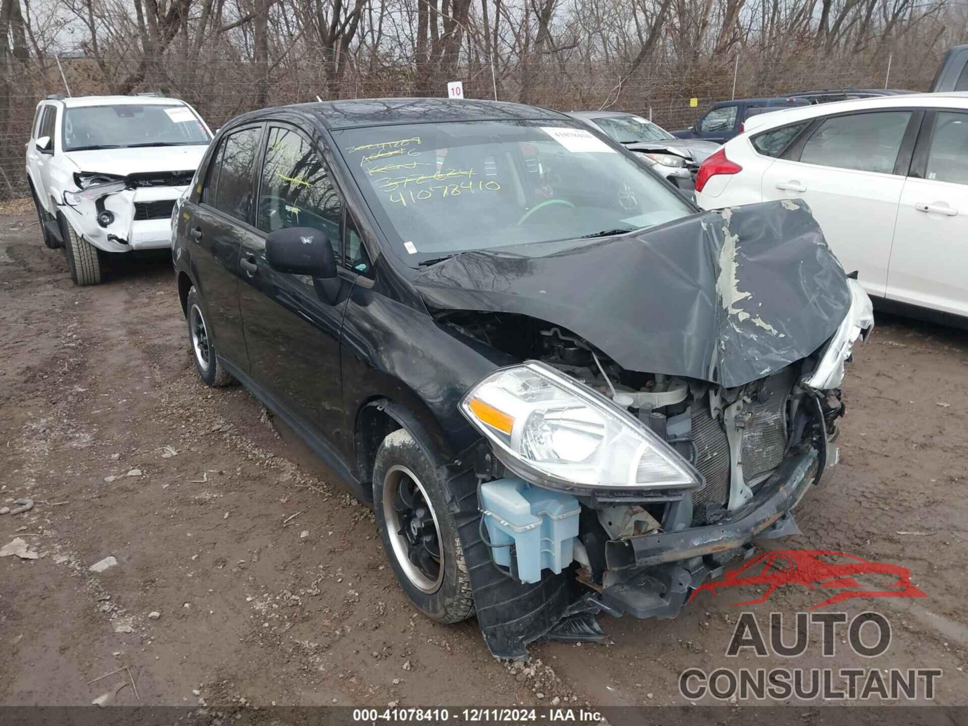 NISSAN VERSA 2011 - 3N1CC1AP1BL372624