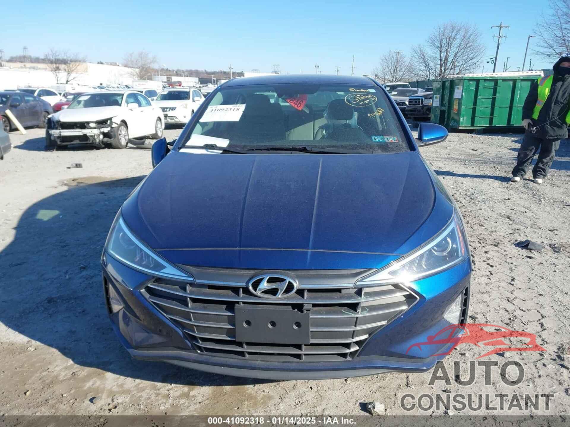 HYUNDAI ELANTRA 2020 - 5NPD84LF3LH631687