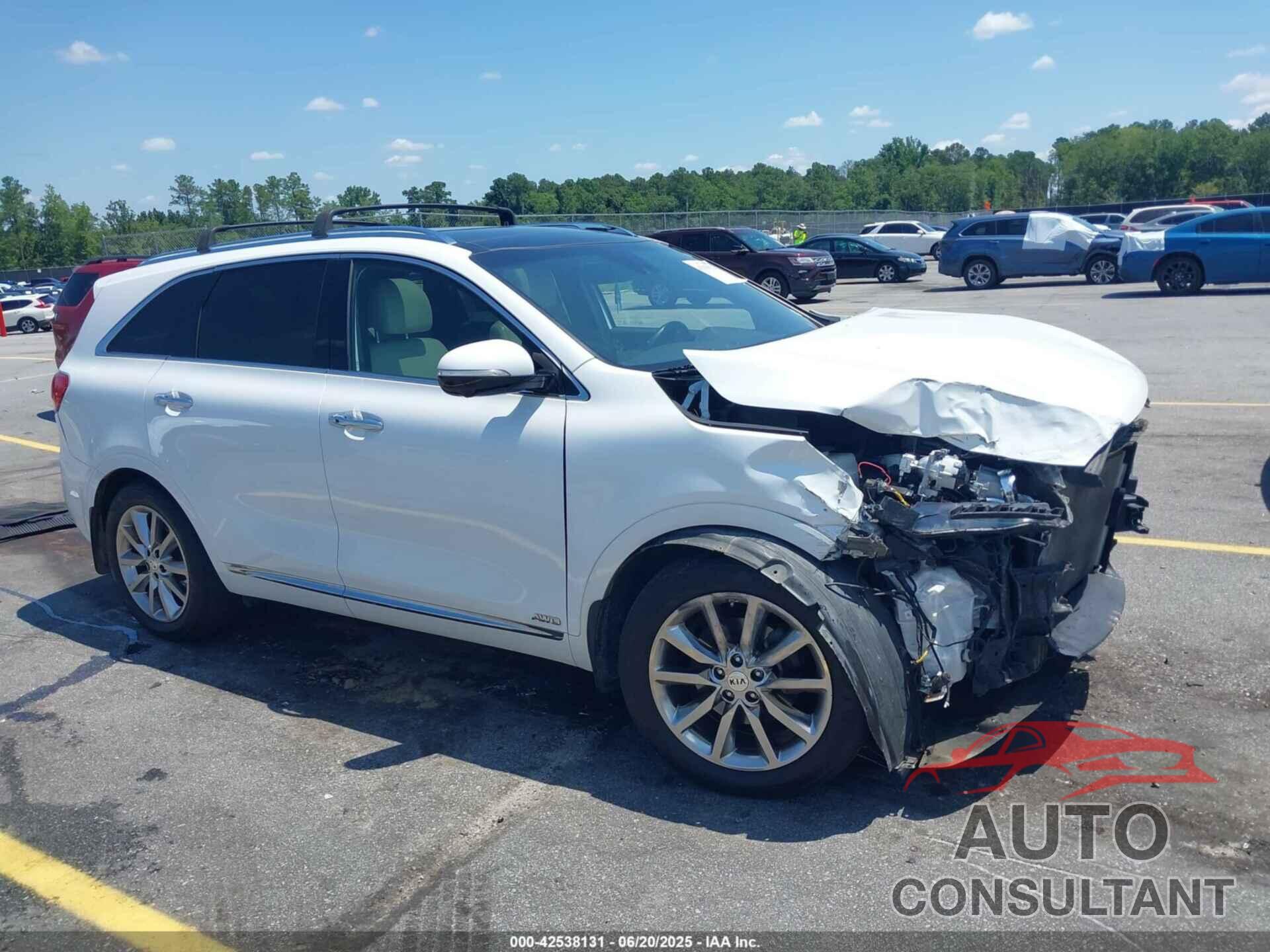 KIA SORENTO 2017 - 5XYPKDA58HG262218