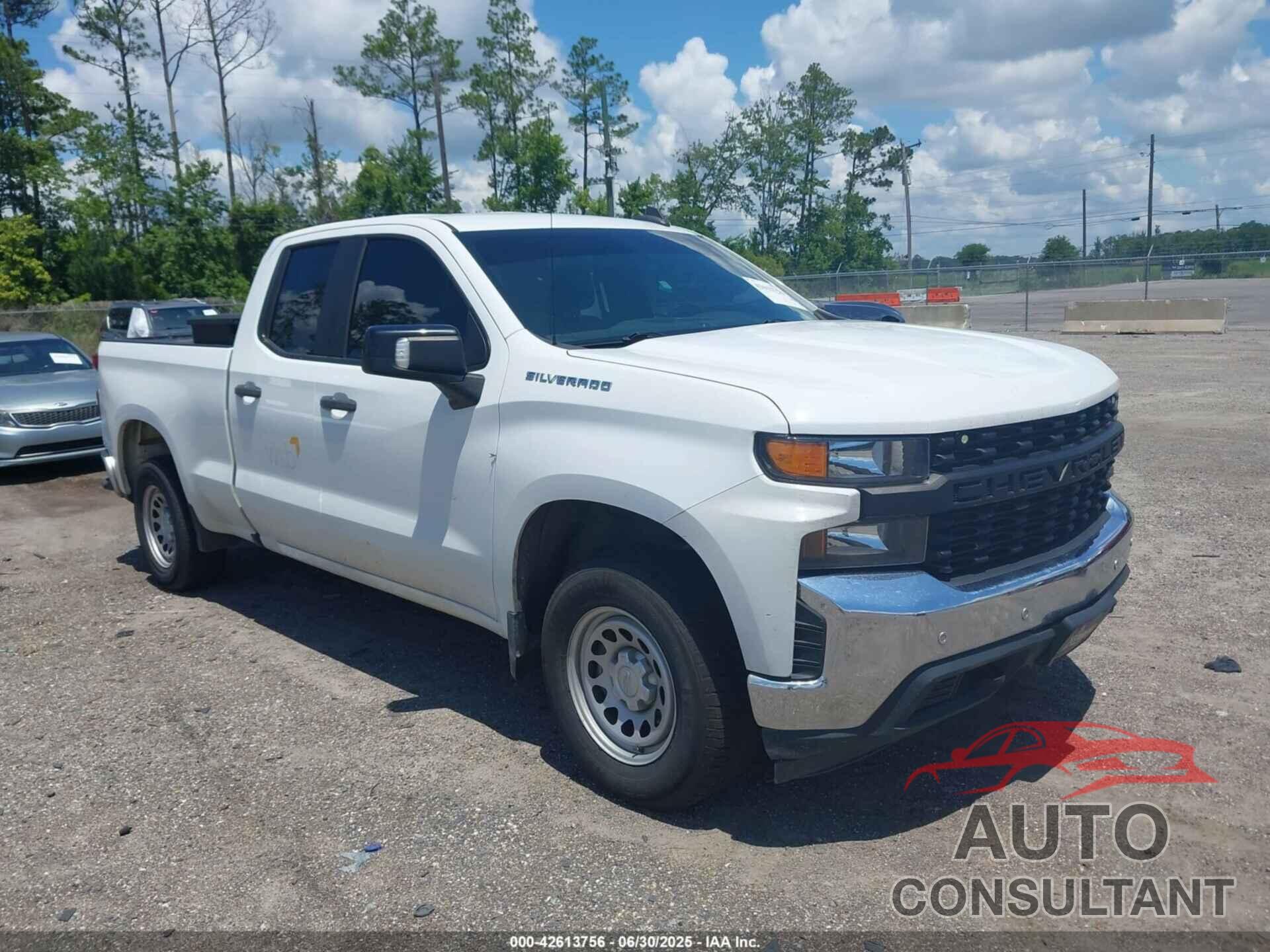 CHEVROLET SILVERADO 1500 2020 - 1GCRWAEH5LZ356857