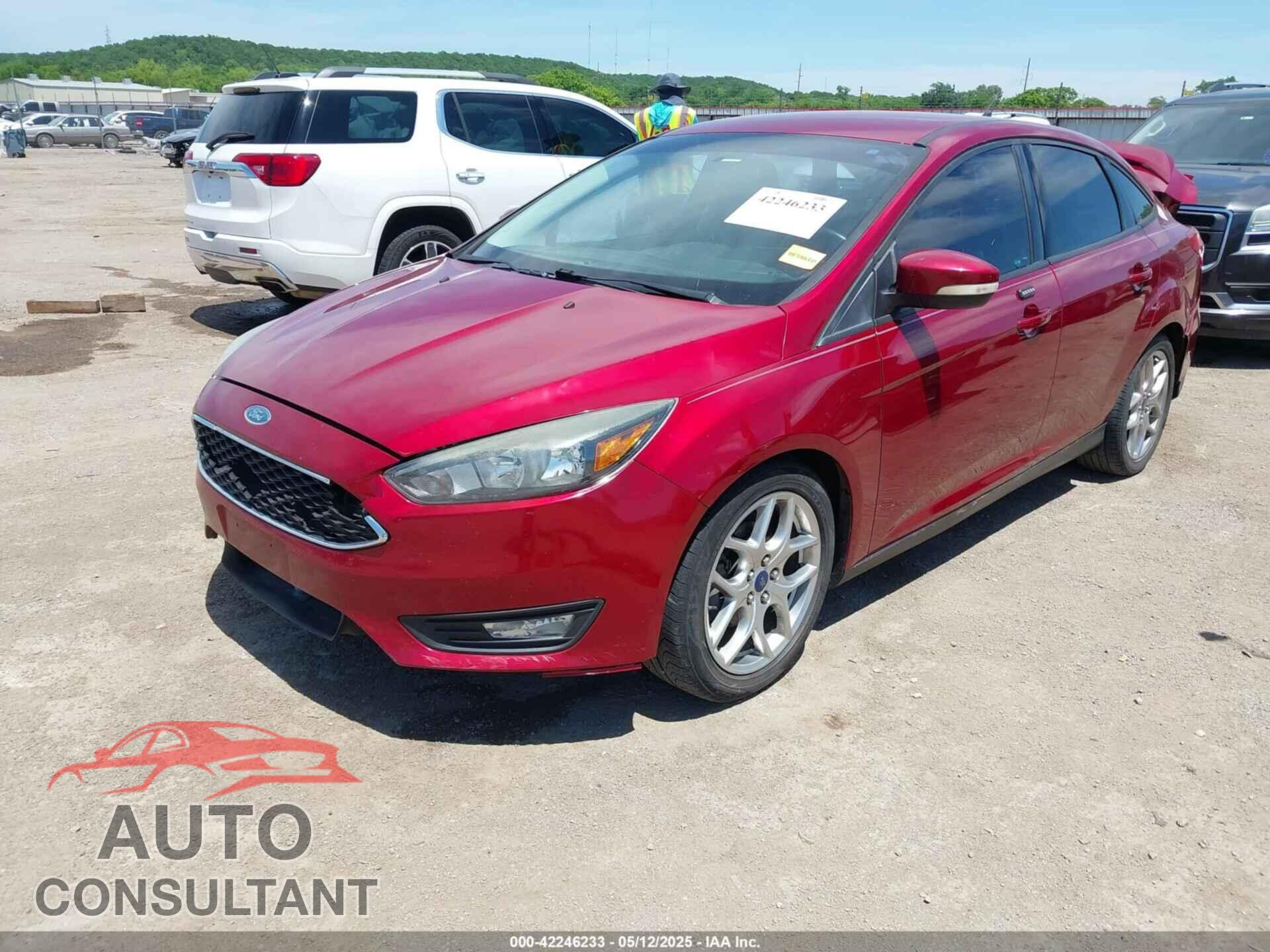FORD FOCUS 2015 - 1FADP3F27FL210700