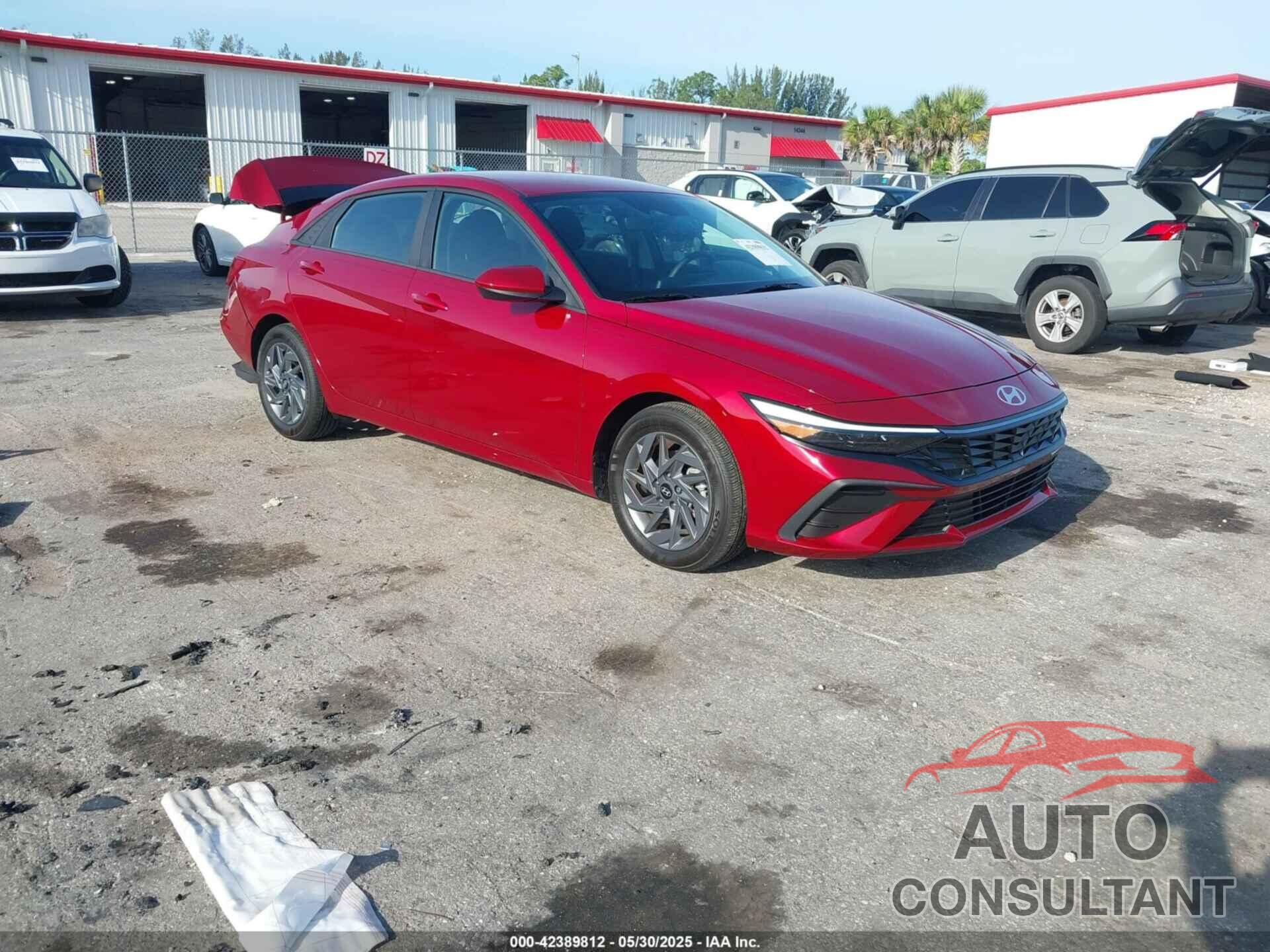 HYUNDAI ELANTRA 2024 - KMHLM4DG3RU771313