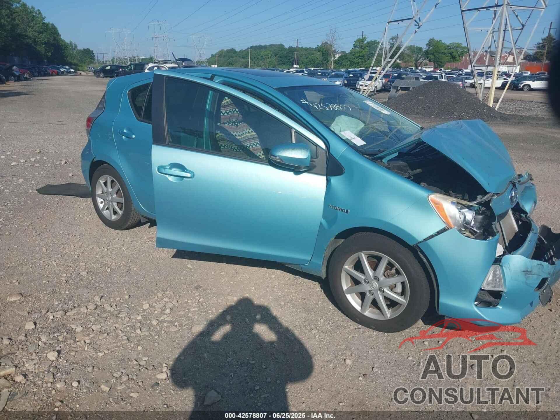 TOYOTA PRIUS C 2012 - JTDKDTB36C1030074