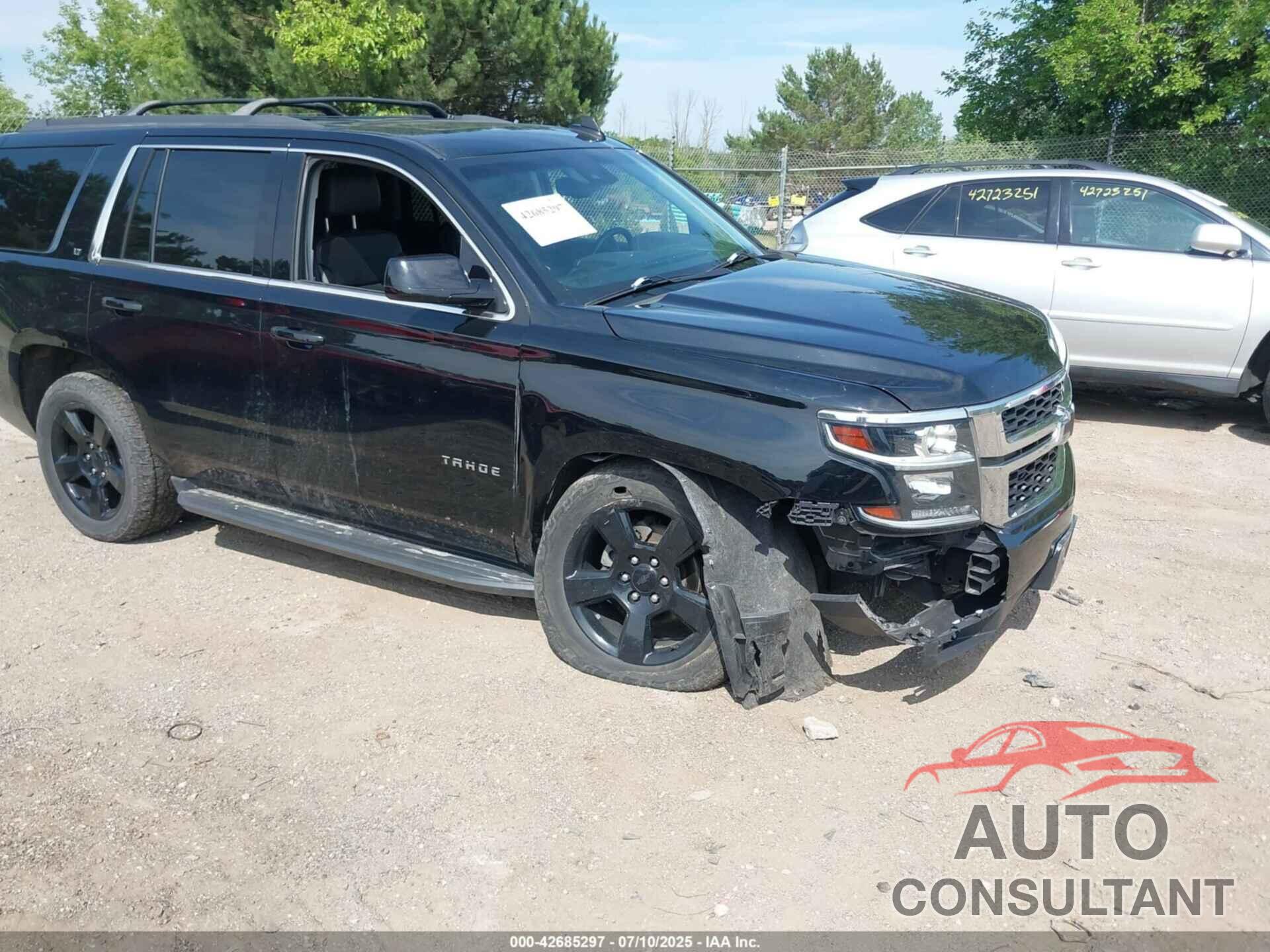 CHEVROLET TAHOE 2018 - 1GNSKBKC7JR235456