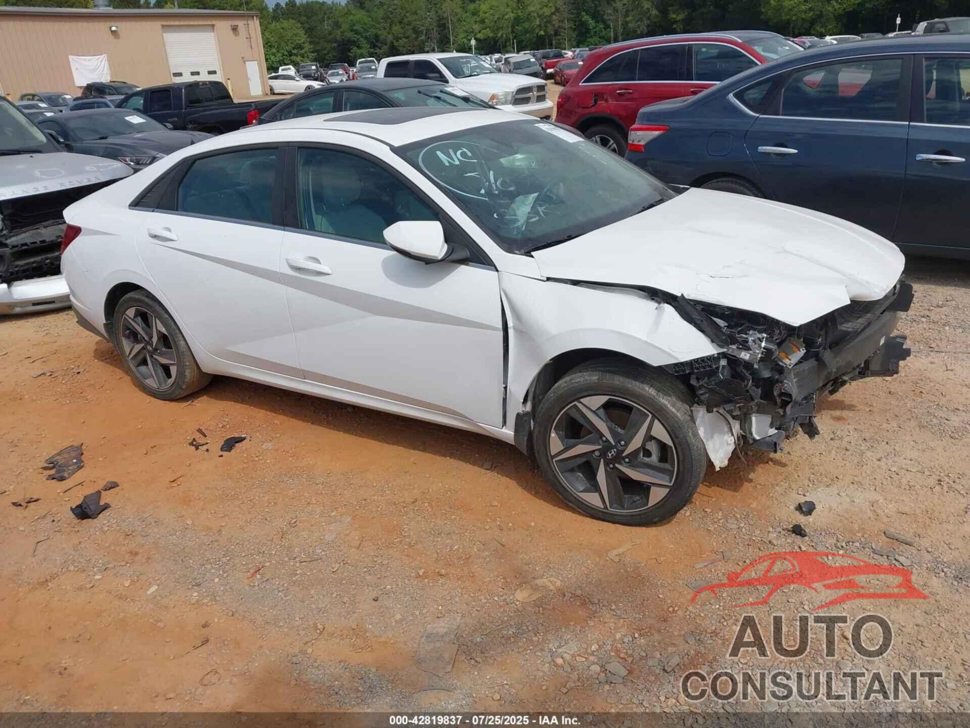 HYUNDAI ELANTRA HYBRID 2023 - KMHLN4AJ2PU033366