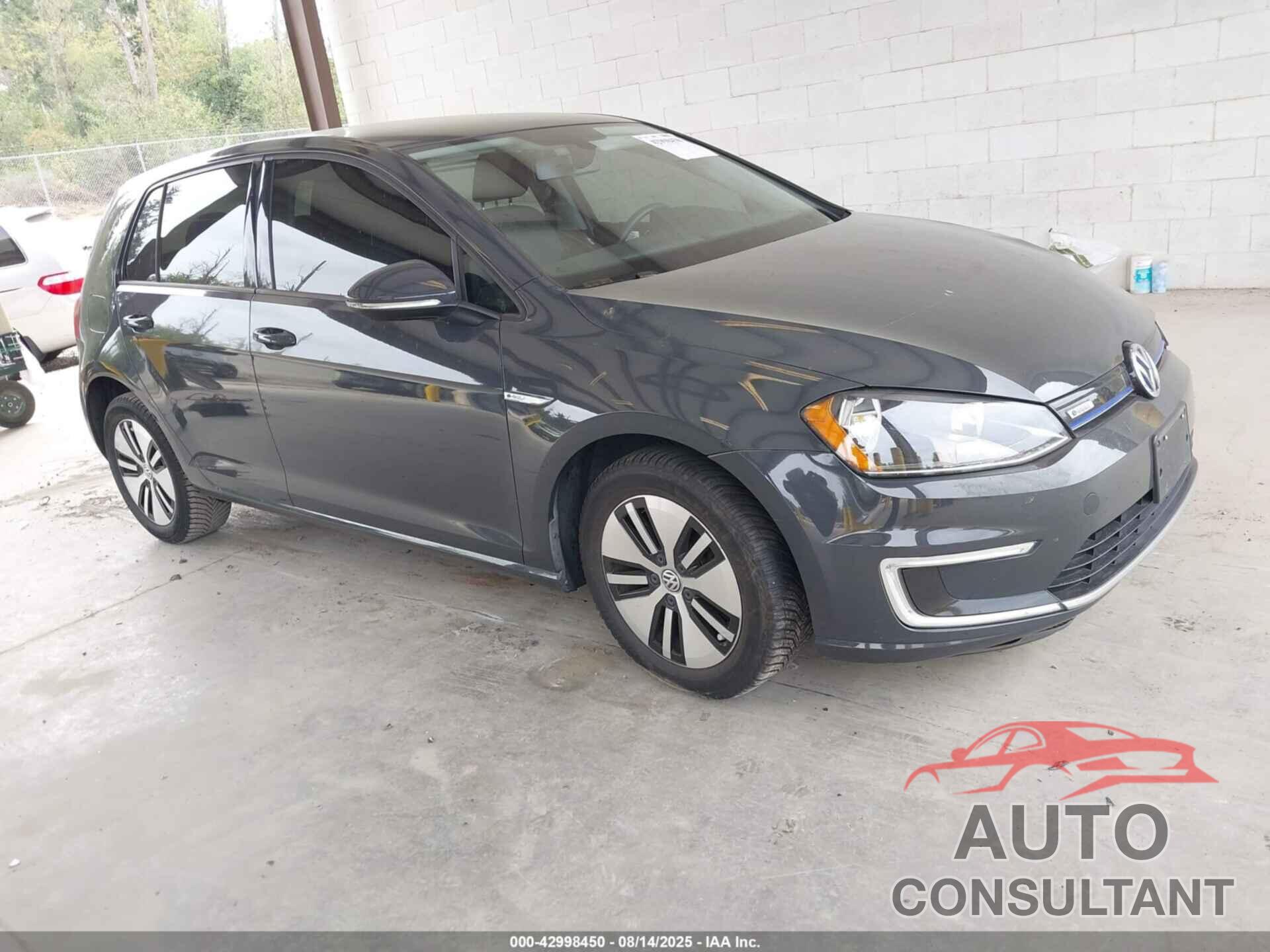 VOLKSWAGEN E-GOLF 2016 - WVWKP7AU1GW917339