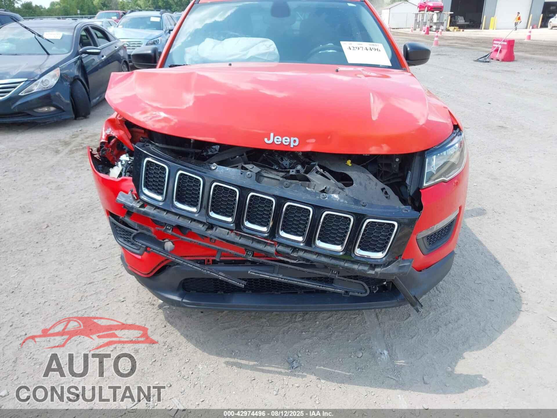 JEEP COMPASS 2018 - 3C4NJCAB2JT439113