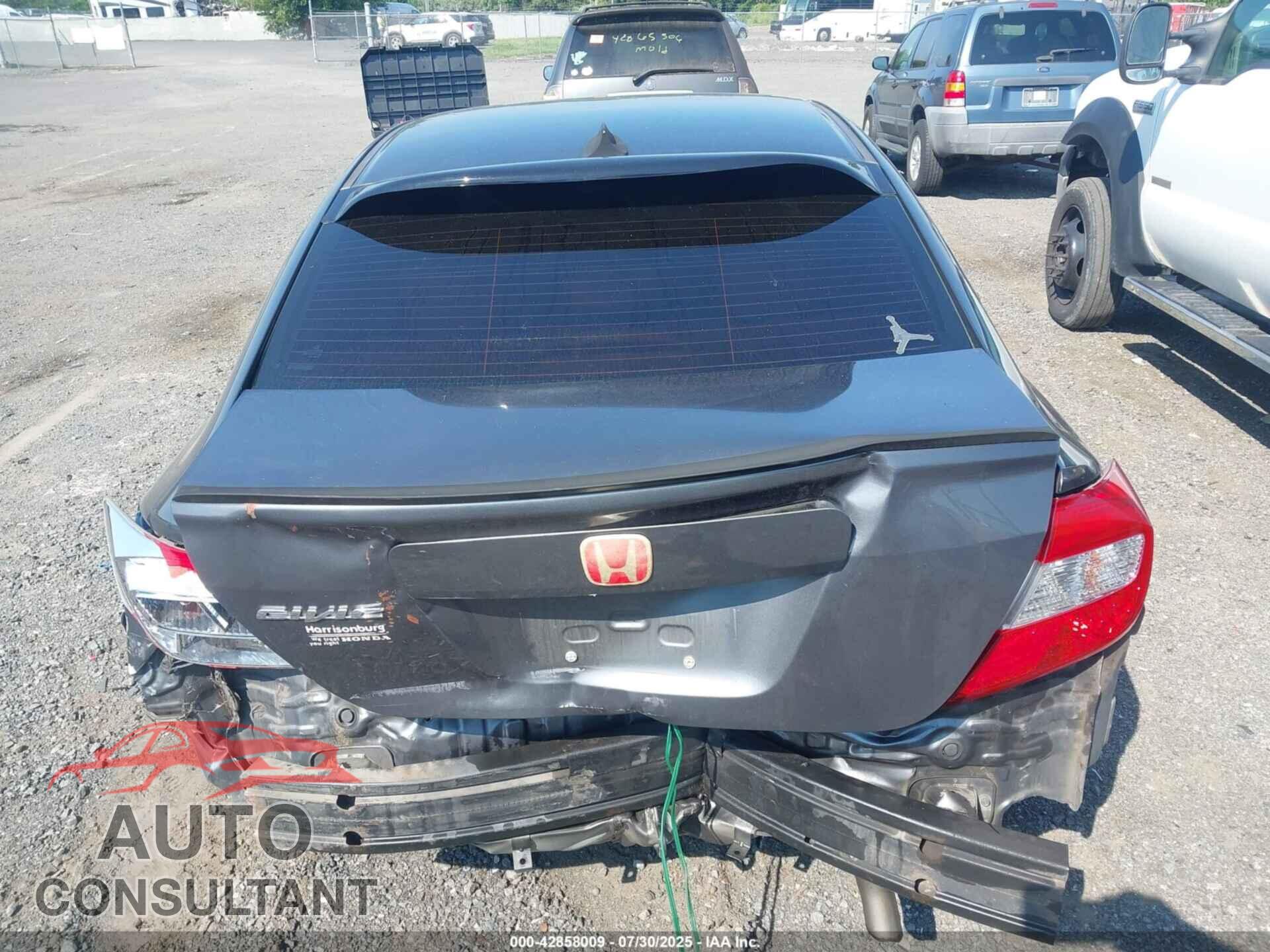 HONDA CIVIC 2012 - 2HGFB2F55CH611601