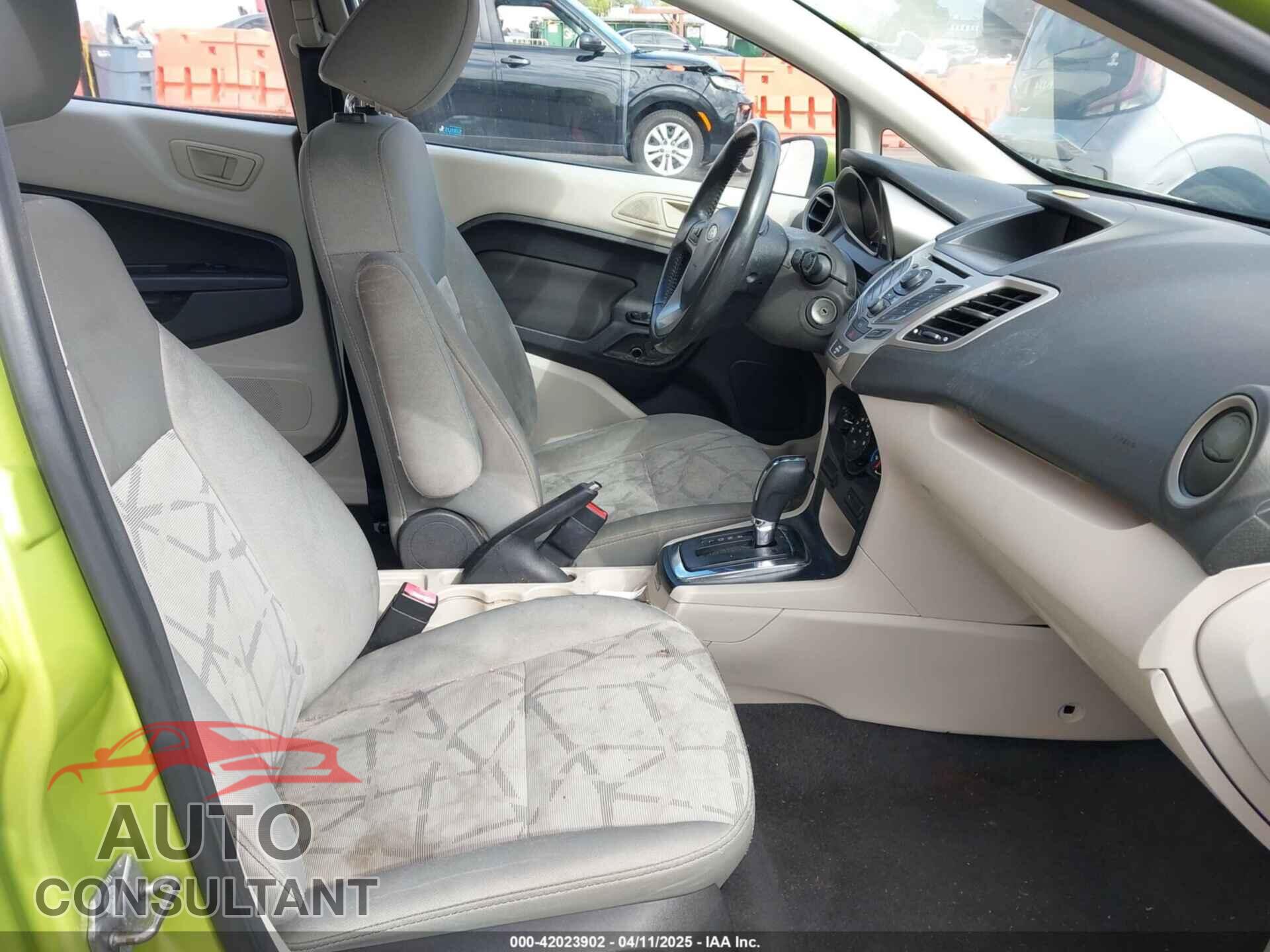 FORD FIESTA 2013 - 3FADP4BJ3DM119633