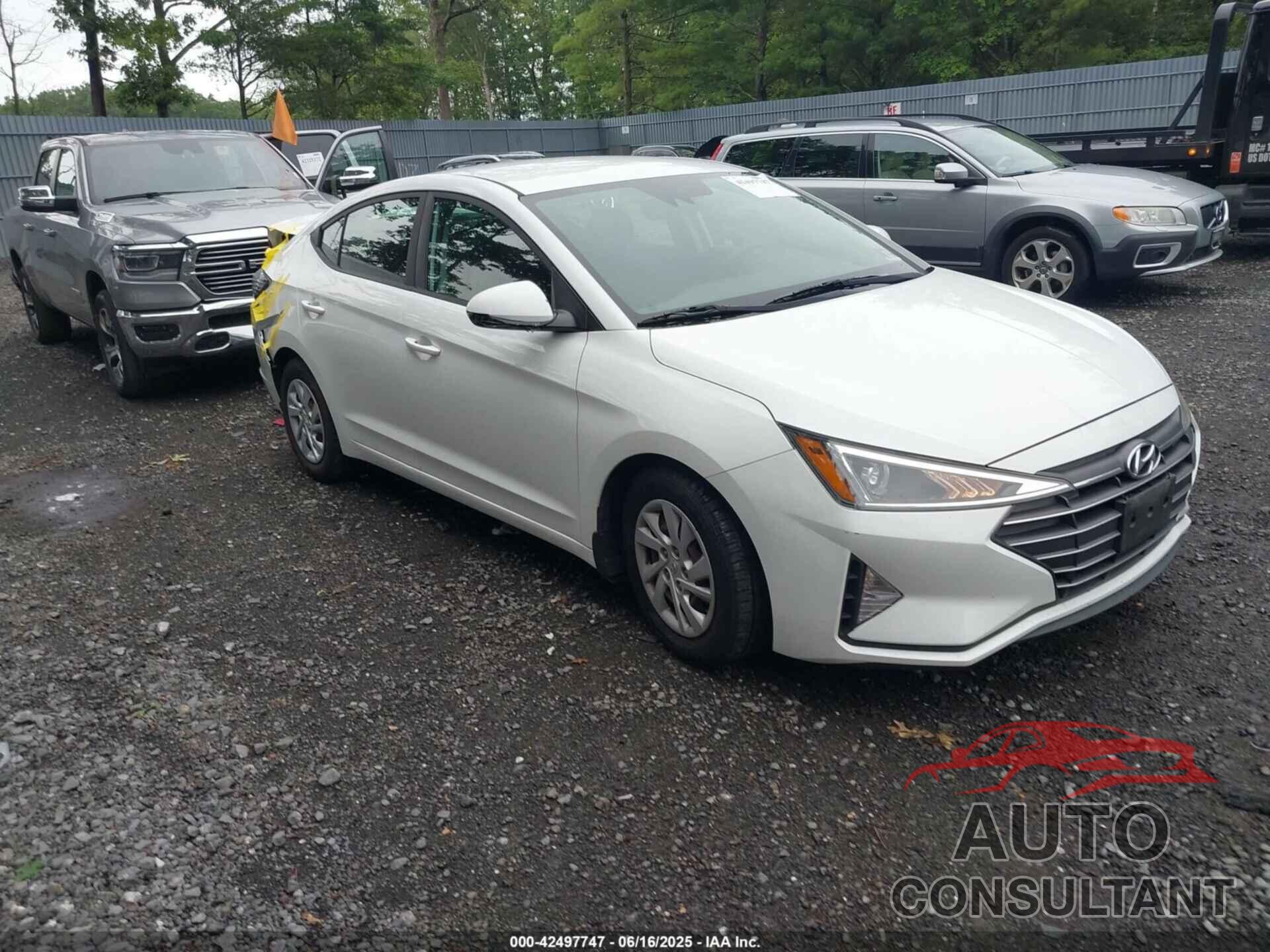 HYUNDAI ELANTRA 2020 - 5NPD74LF8LH511967
