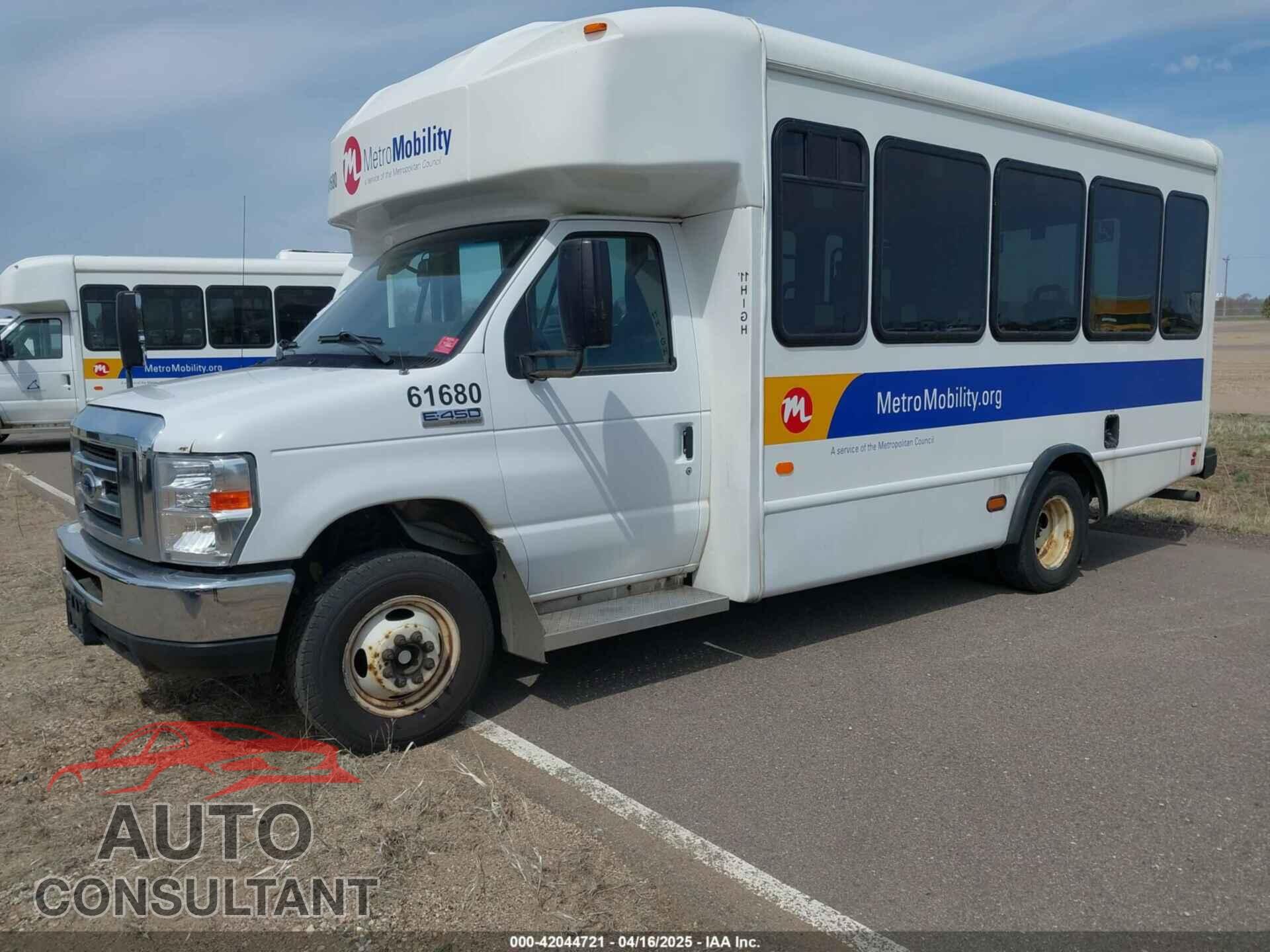 FORD E-450 CUTAWAY 2019 - 1FDFE4FS9KDC32041