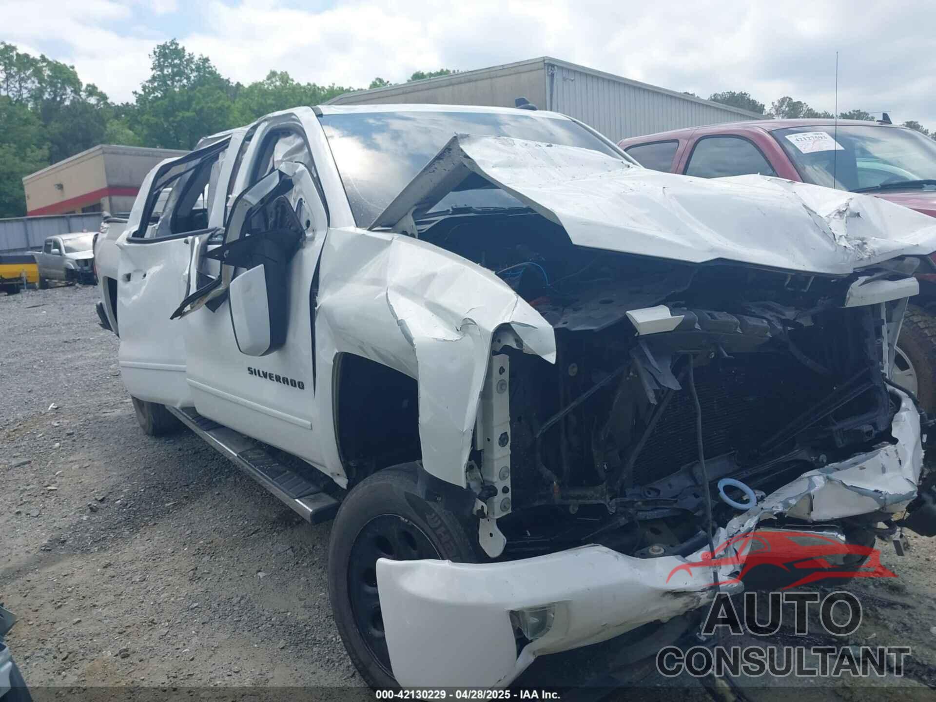 CHEVROLET SILVERADO 1500 2018 - 3GCUKREC6JG366190