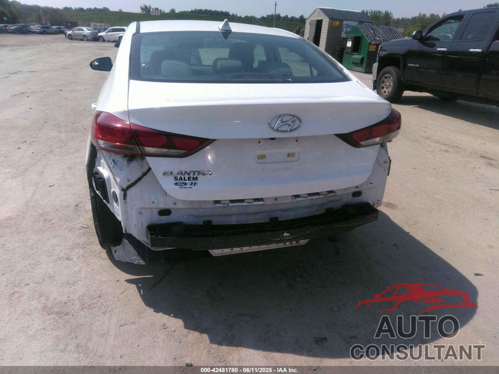 HYUNDAI ELANTRA 2017 - 5NPD84LF8HH004040
