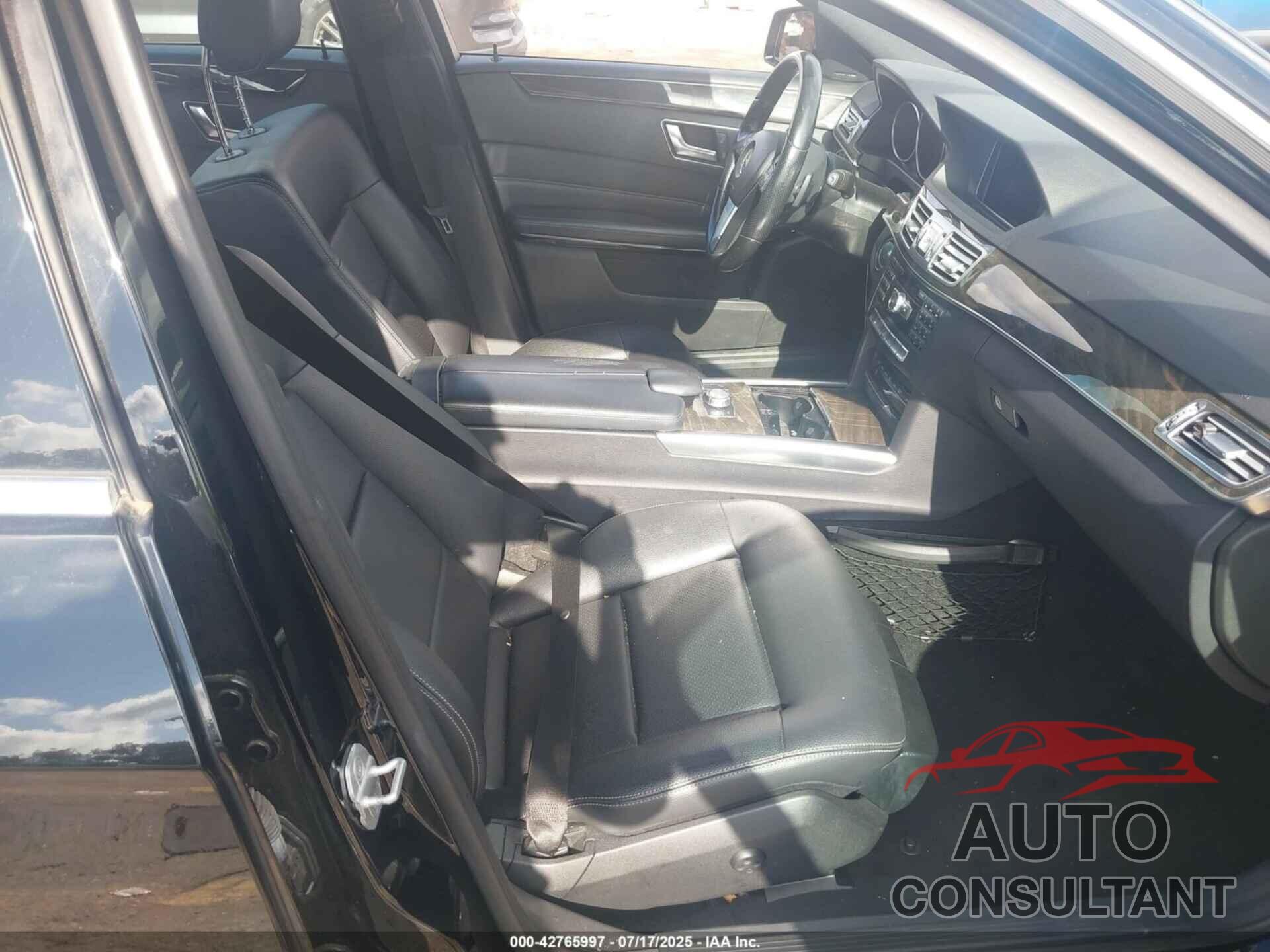 MERCEDES-BENZ E 350 2015 - WDDHF5KB7FB100211