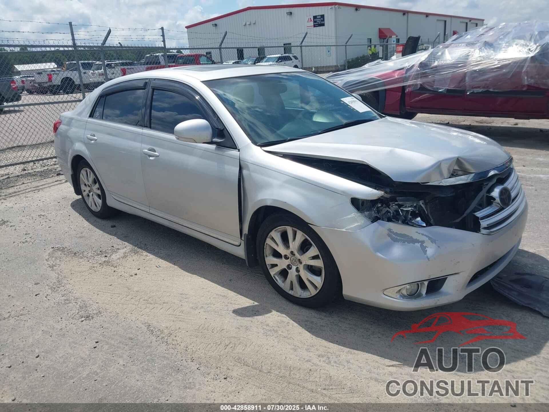 TOYOTA AVALON 2011 - 4T1BK3DB8BU377733
