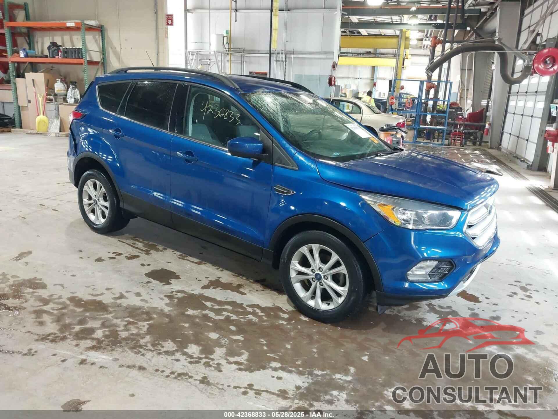 FORD ESCAPE 2018 - 1FMCU0GD1JUC57443