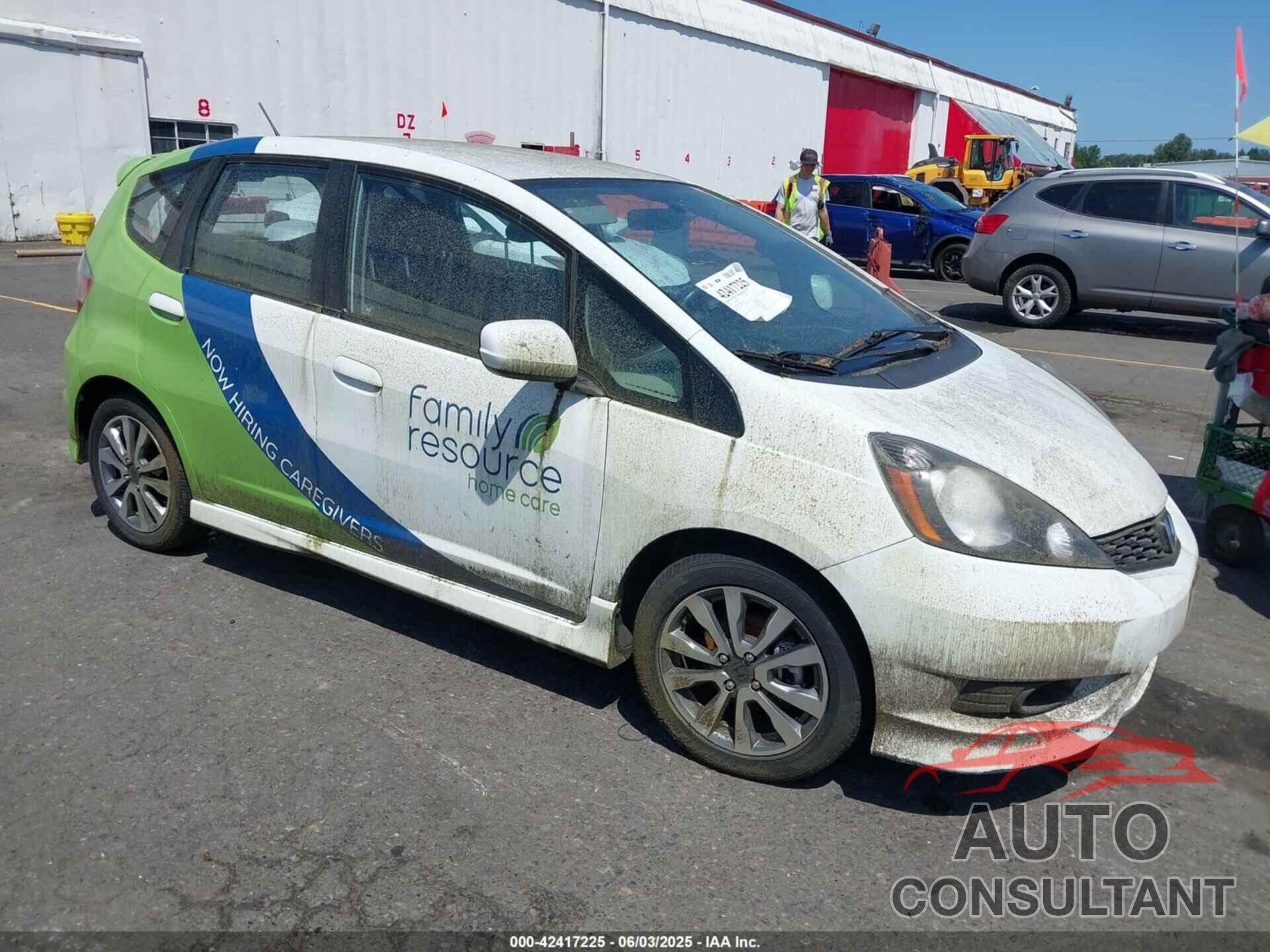 HONDA FIT 2013 - JHMGE8H50DC043982