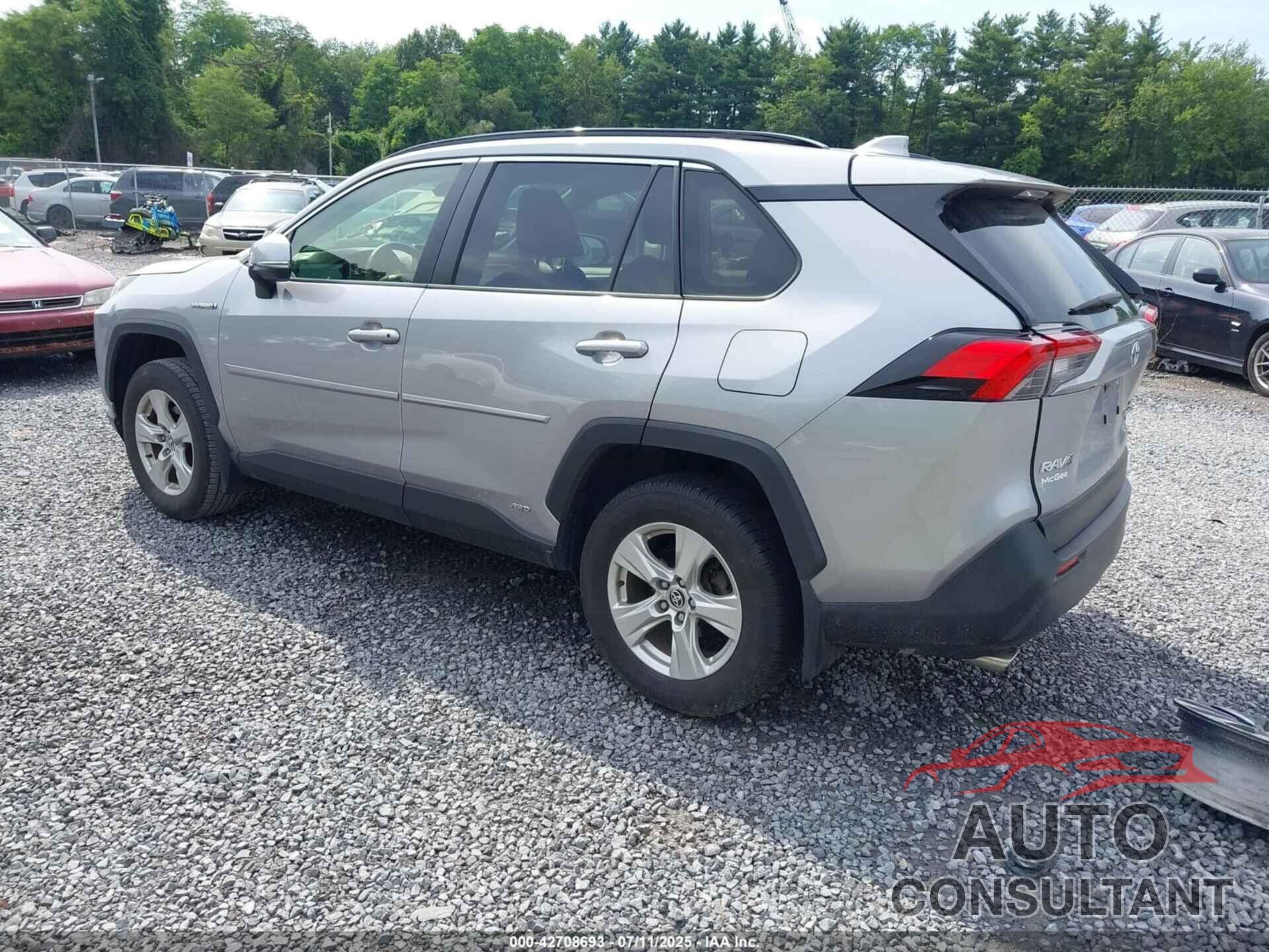 TOYOTA RAV4 HYBRID 2021 - JTMRWRFV2MD125044