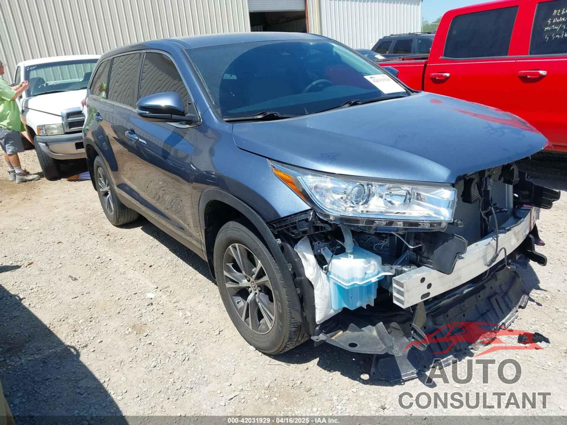 TOYOTA HIGHLANDER 2019 - 5TDZZRFH4KS367045