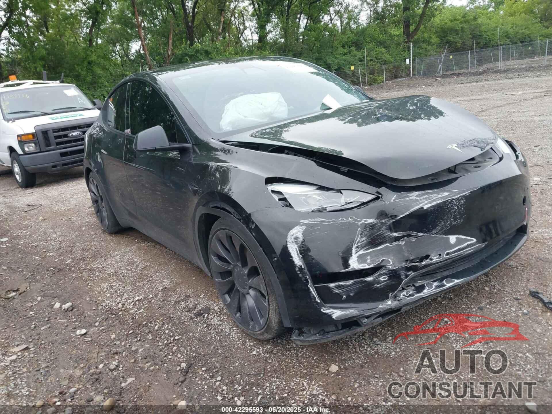 TESLA MODEL Y 2021 - 5YJYGDEF9MF250203