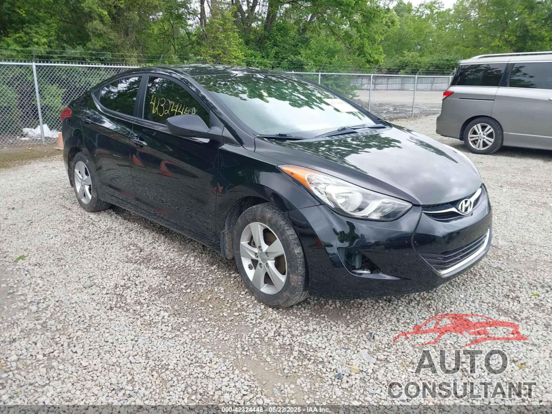 HYUNDAI ELANTRA 2012 - KMHDH4AE9CU432316