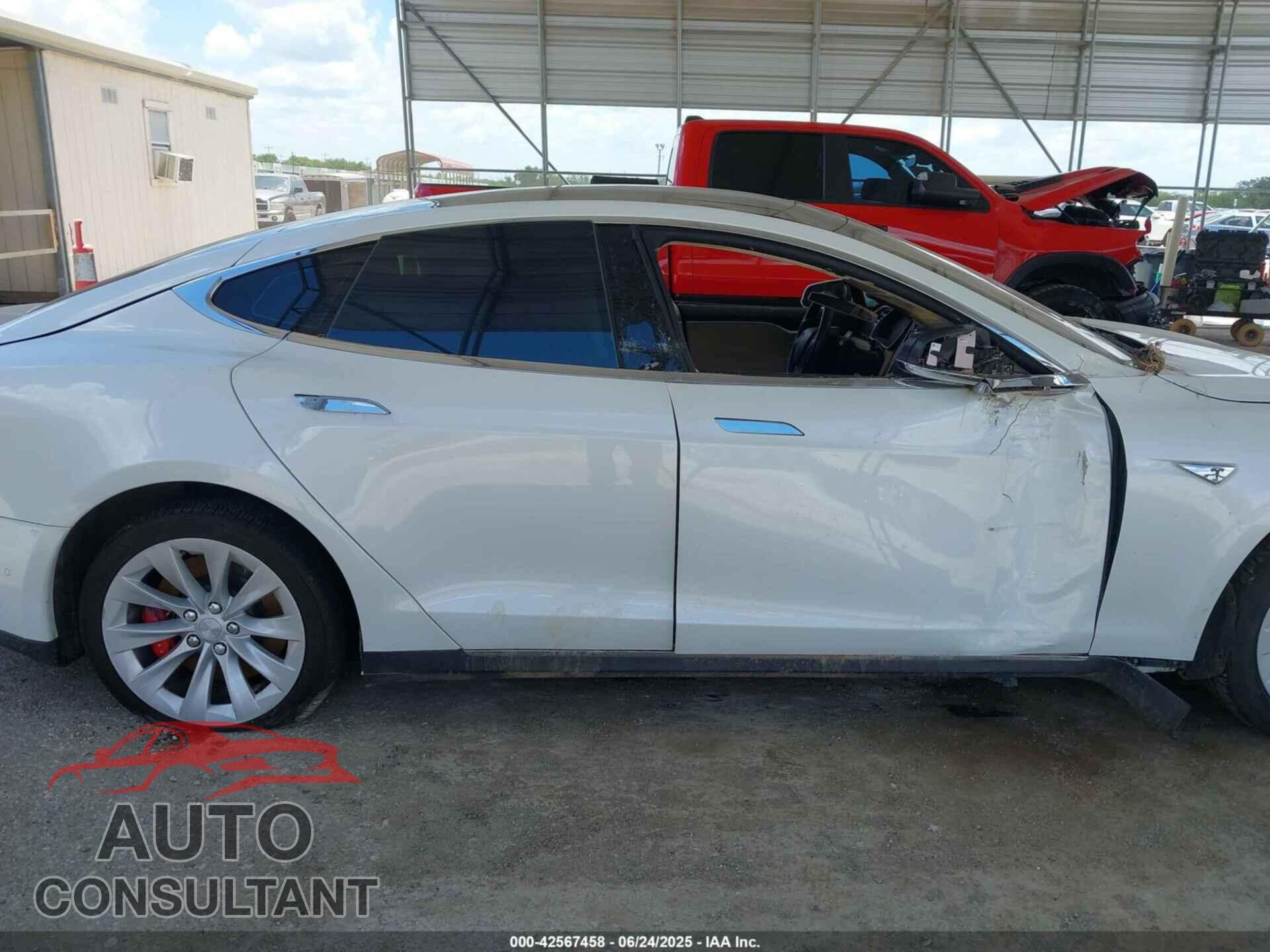 TESLA MODEL S 2015 - 5YJSA4H40FF088059