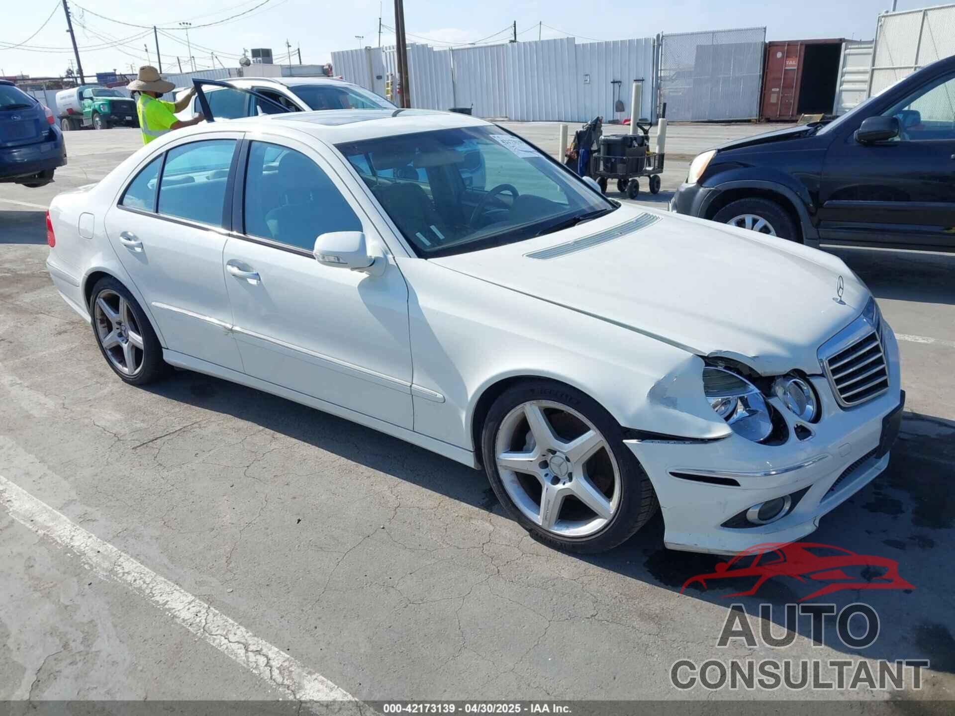MERCEDES-BENZ E 350 2009 - WDBUF56X99B407610