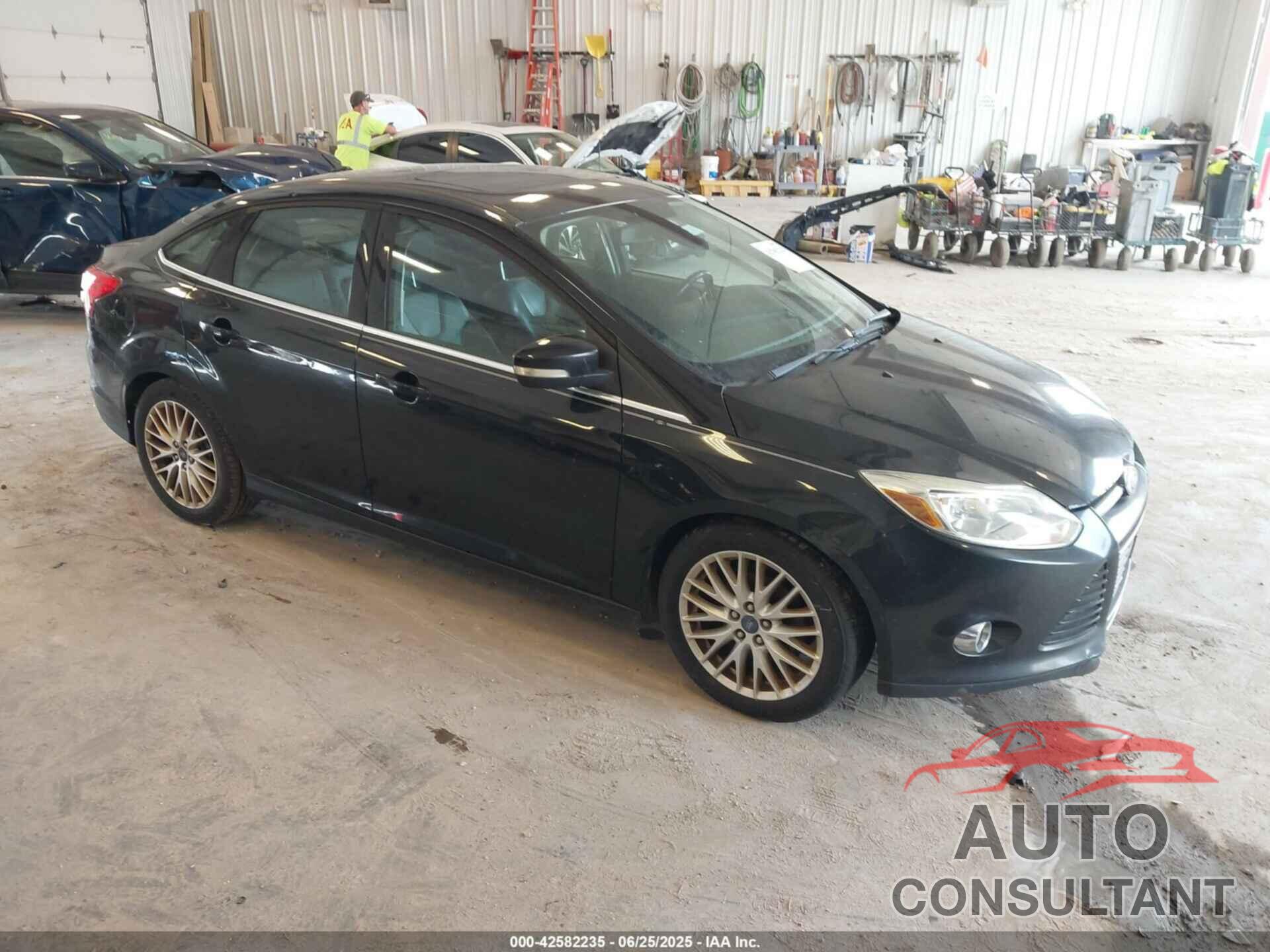 FORD FOCUS 2012 - 1FAHP3H29CL126971
