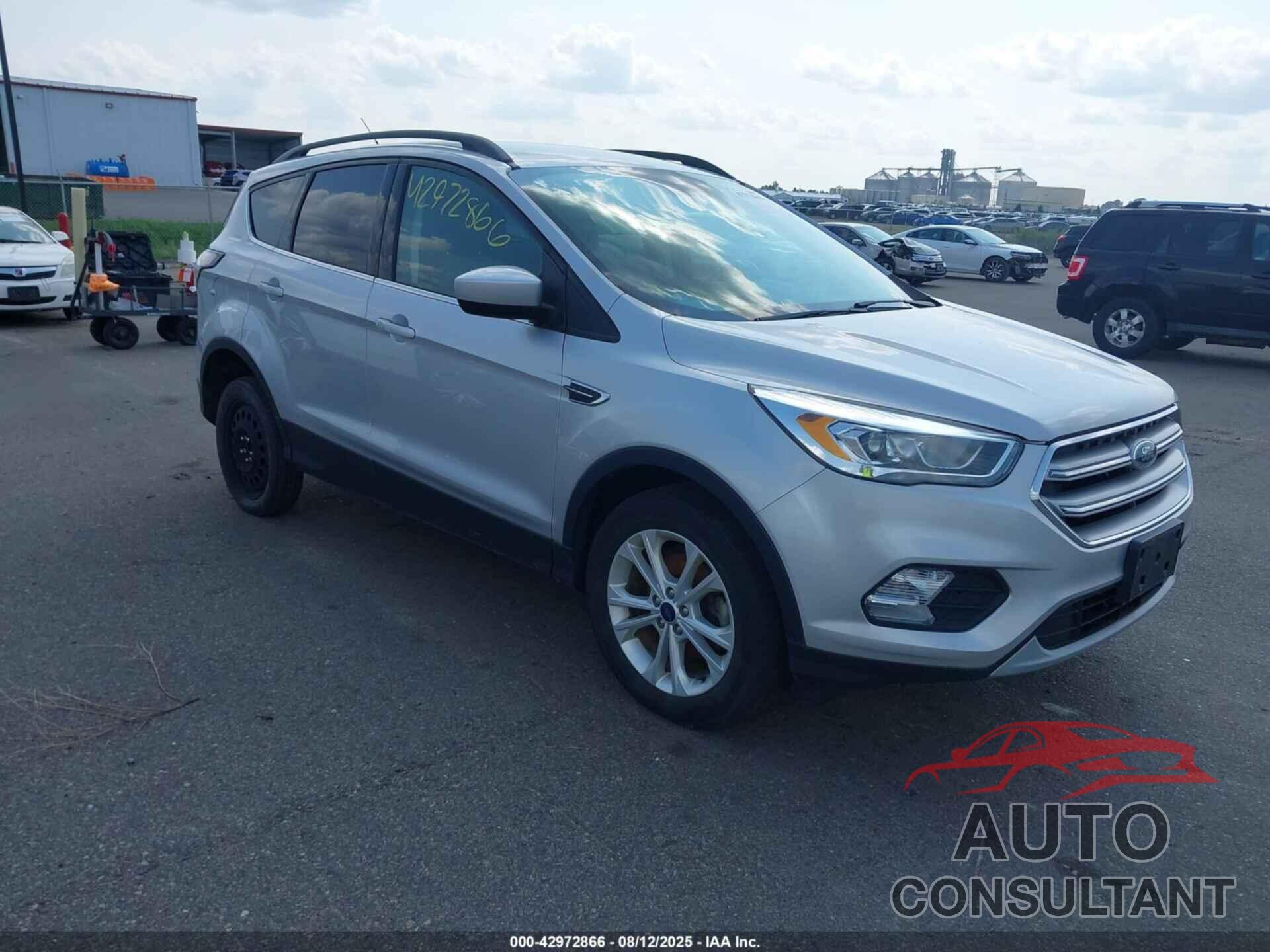 FORD ESCAPE 2017 - 1FMCU0GD8HUD94678