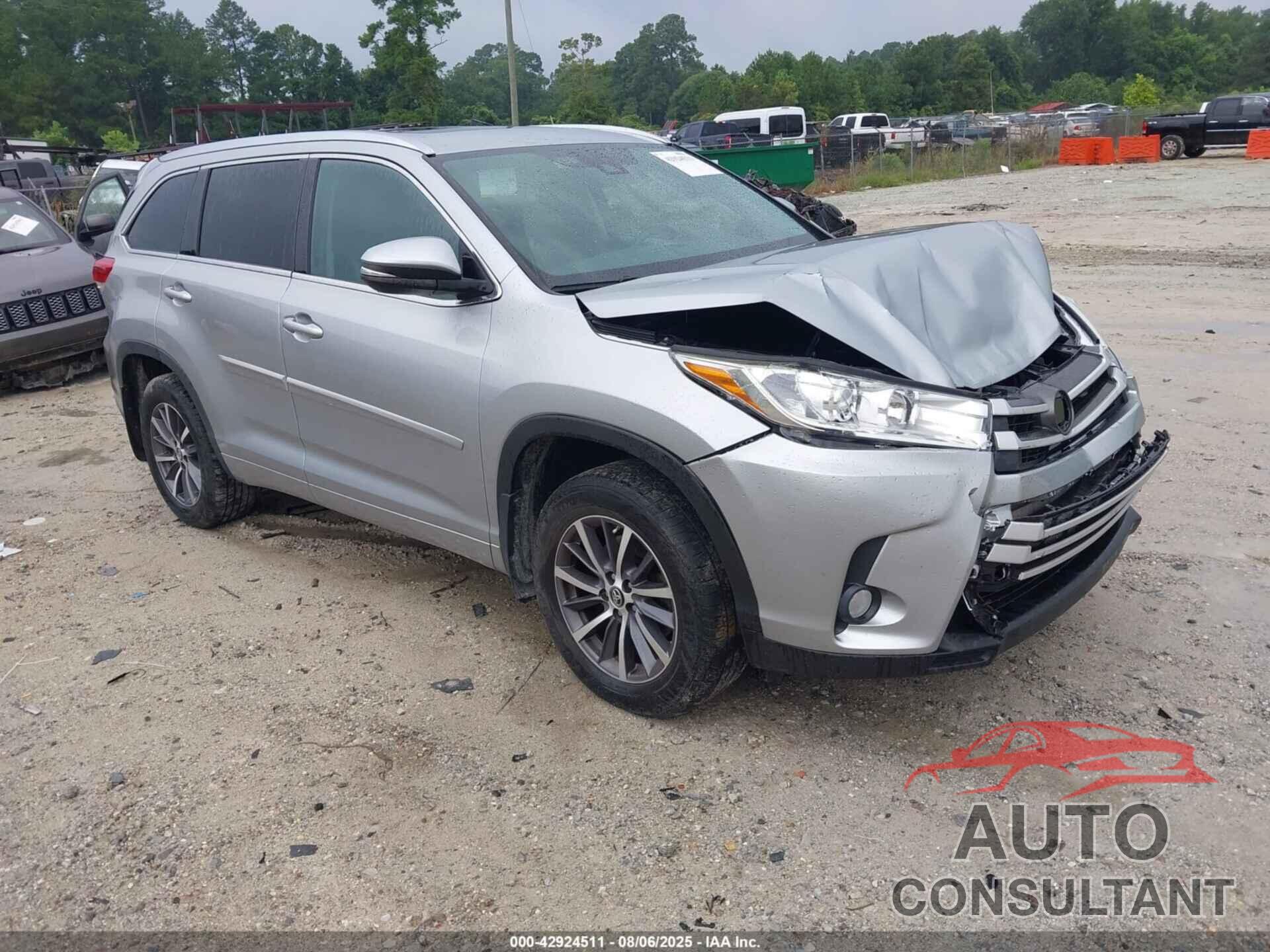 TOYOTA HIGHLANDER 2017 - 5TDJZRFH3HS437401