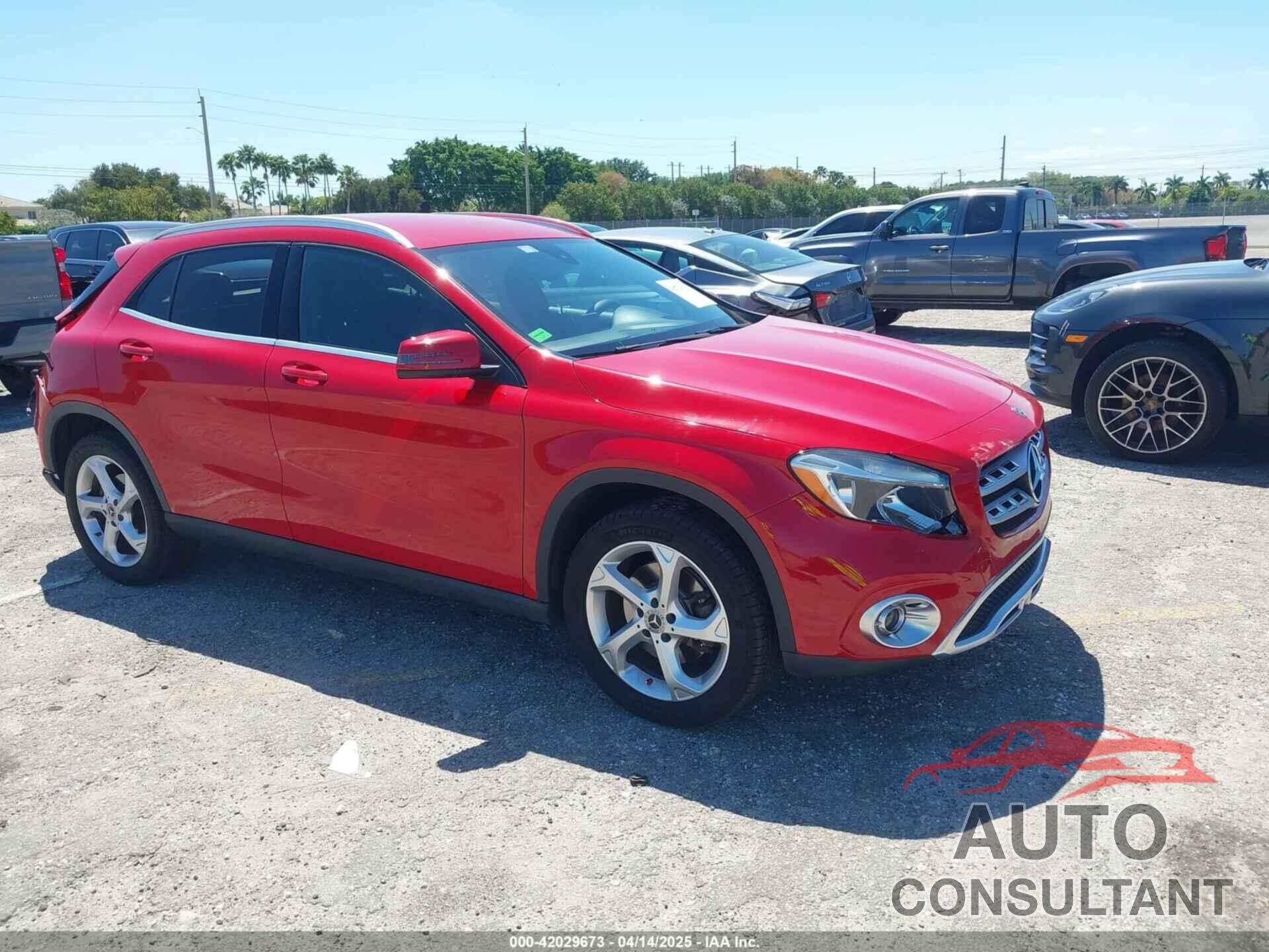 MERCEDES-BENZ GLA 250 2019 - WDCTG4EB9KU012244