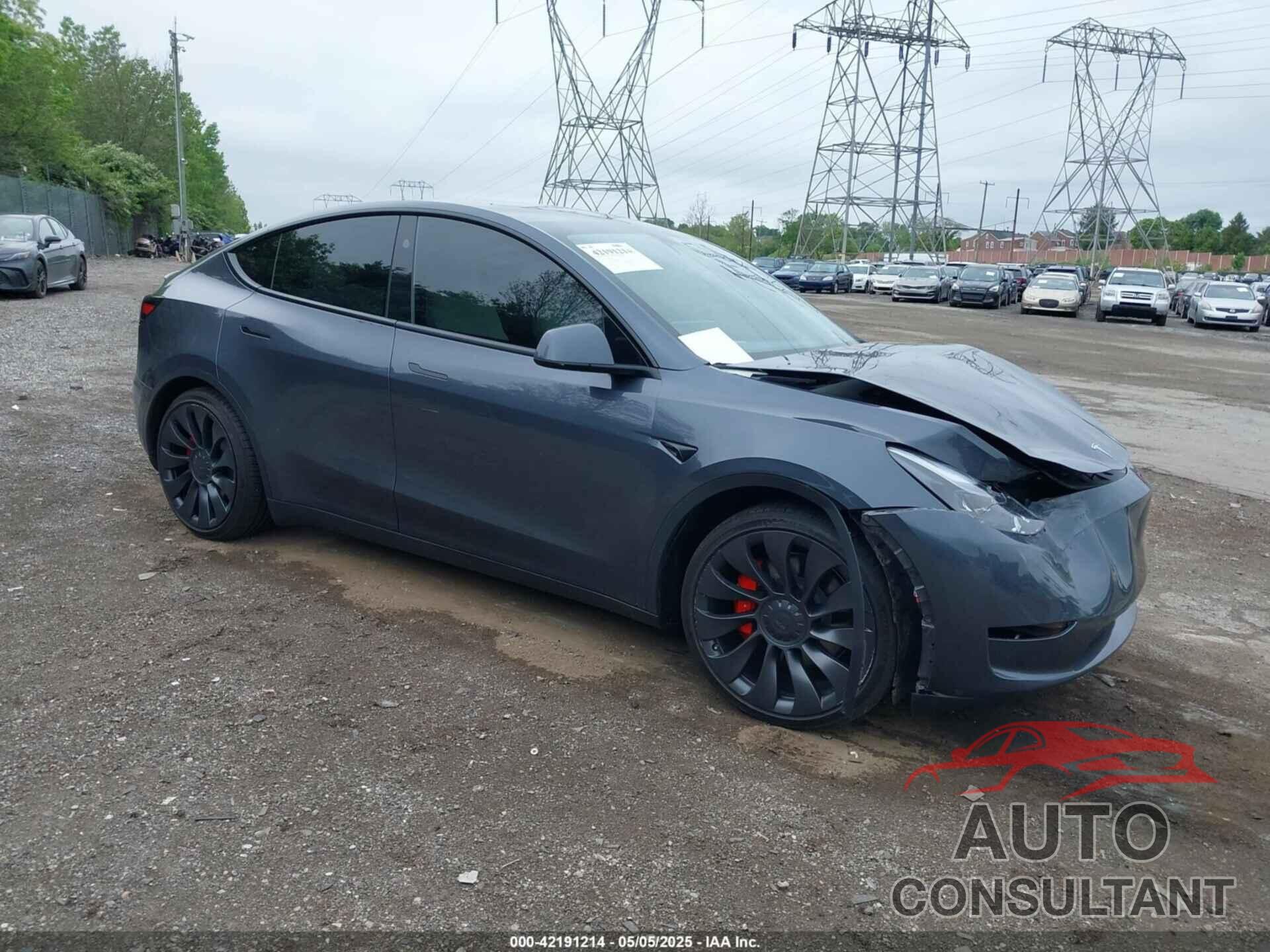 TESLA MODEL Y 2023 - 7SAYGDEF1PF838247