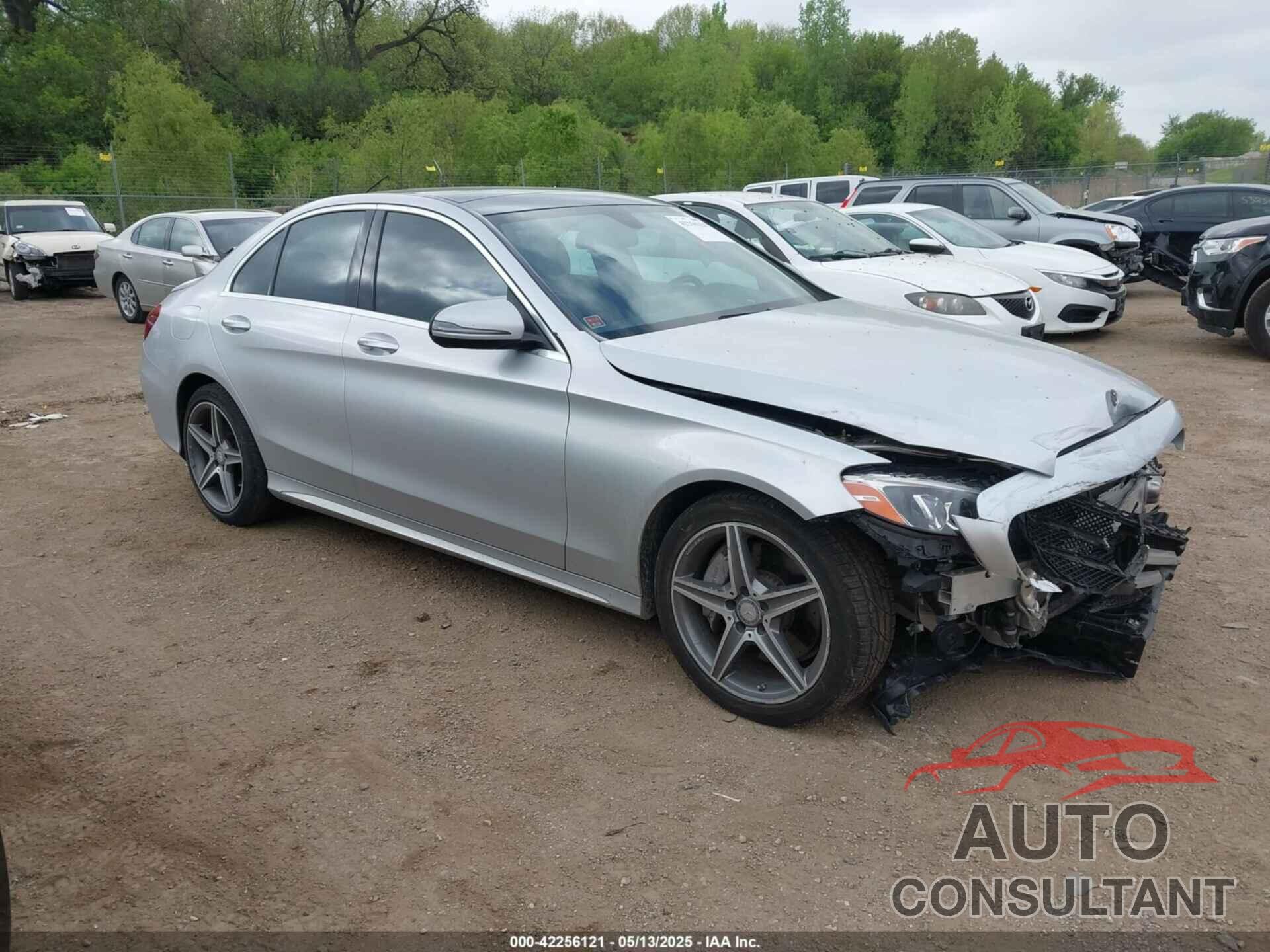 MERCEDES-BENZ C 300 2016 - 55SWF4KB4GU100241