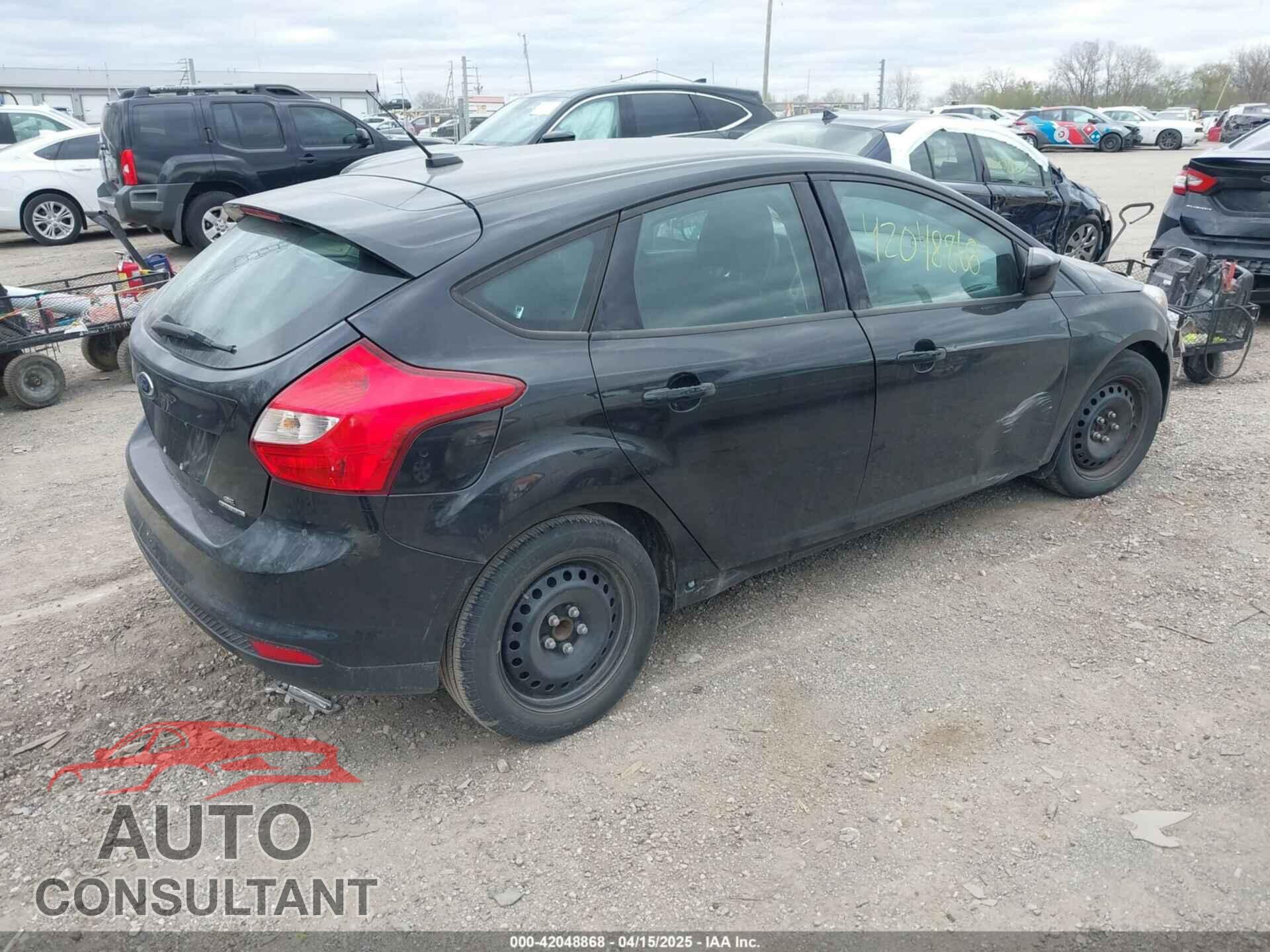 FORD FOCUS 2012 - 1FAHP3K27CL455211