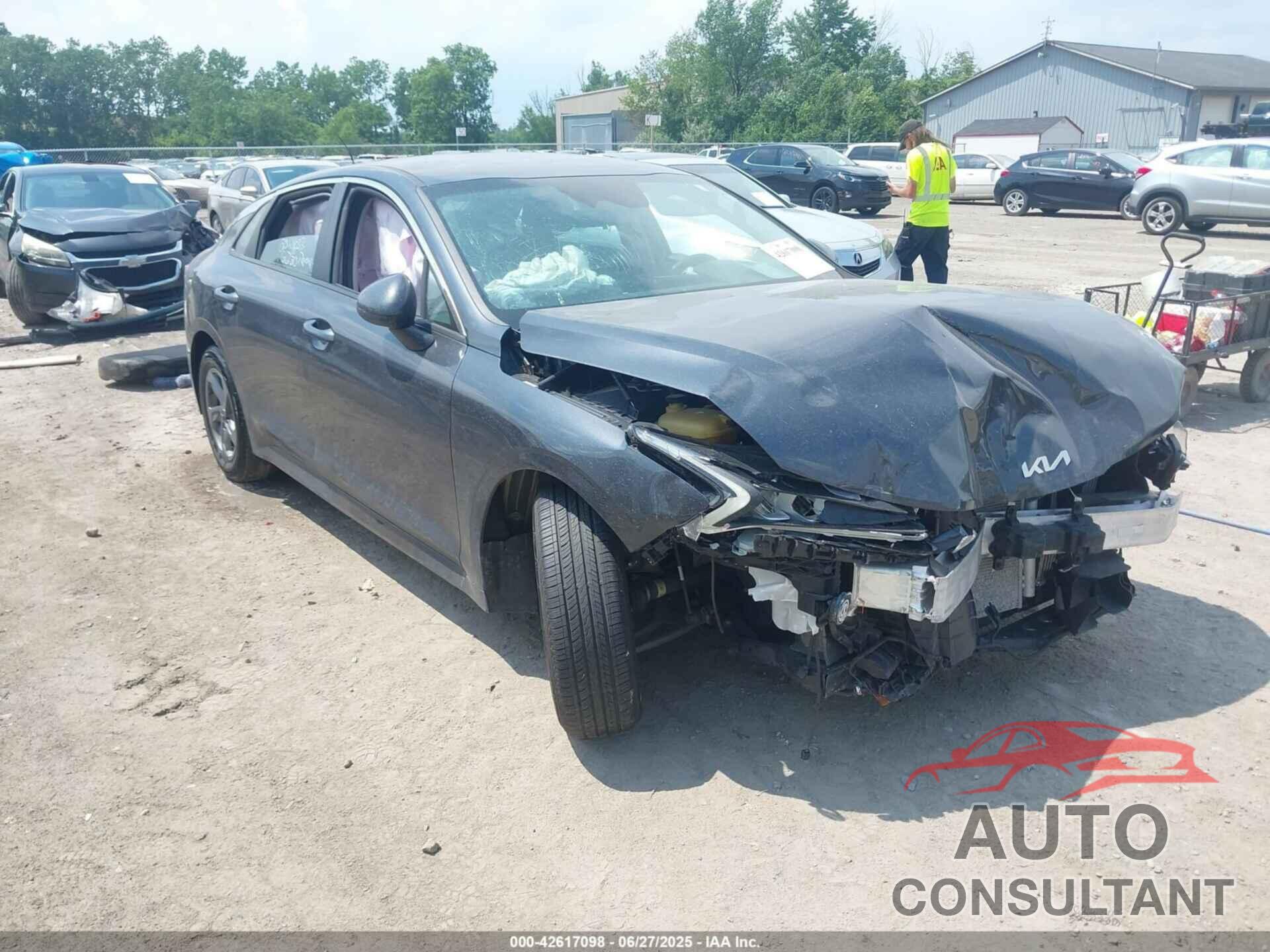 KIA K5 2022 - 5XXG14J20NG120602