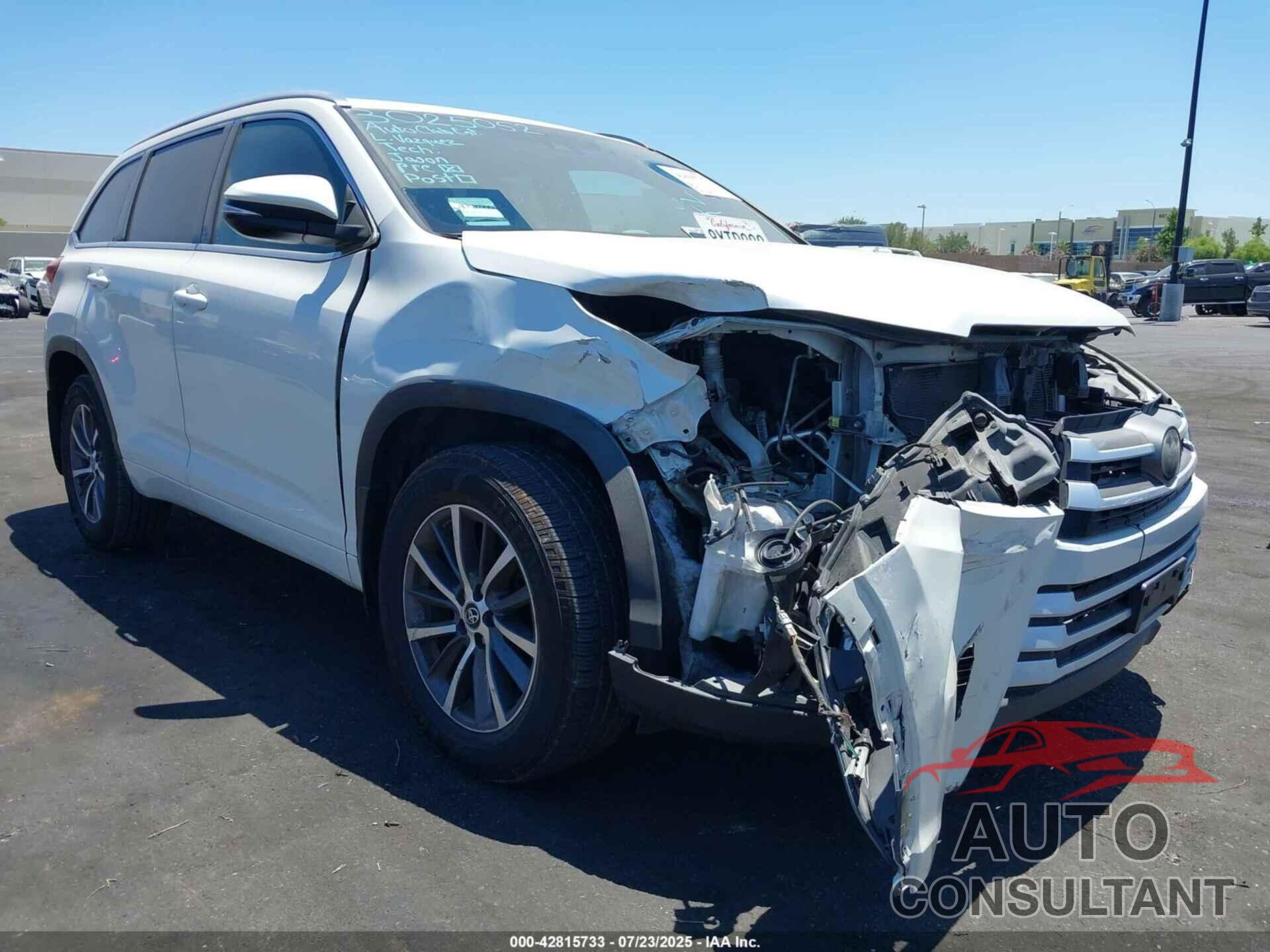 TOYOTA HIGHLANDER 2018 - 5TDJZRFH6JS913081