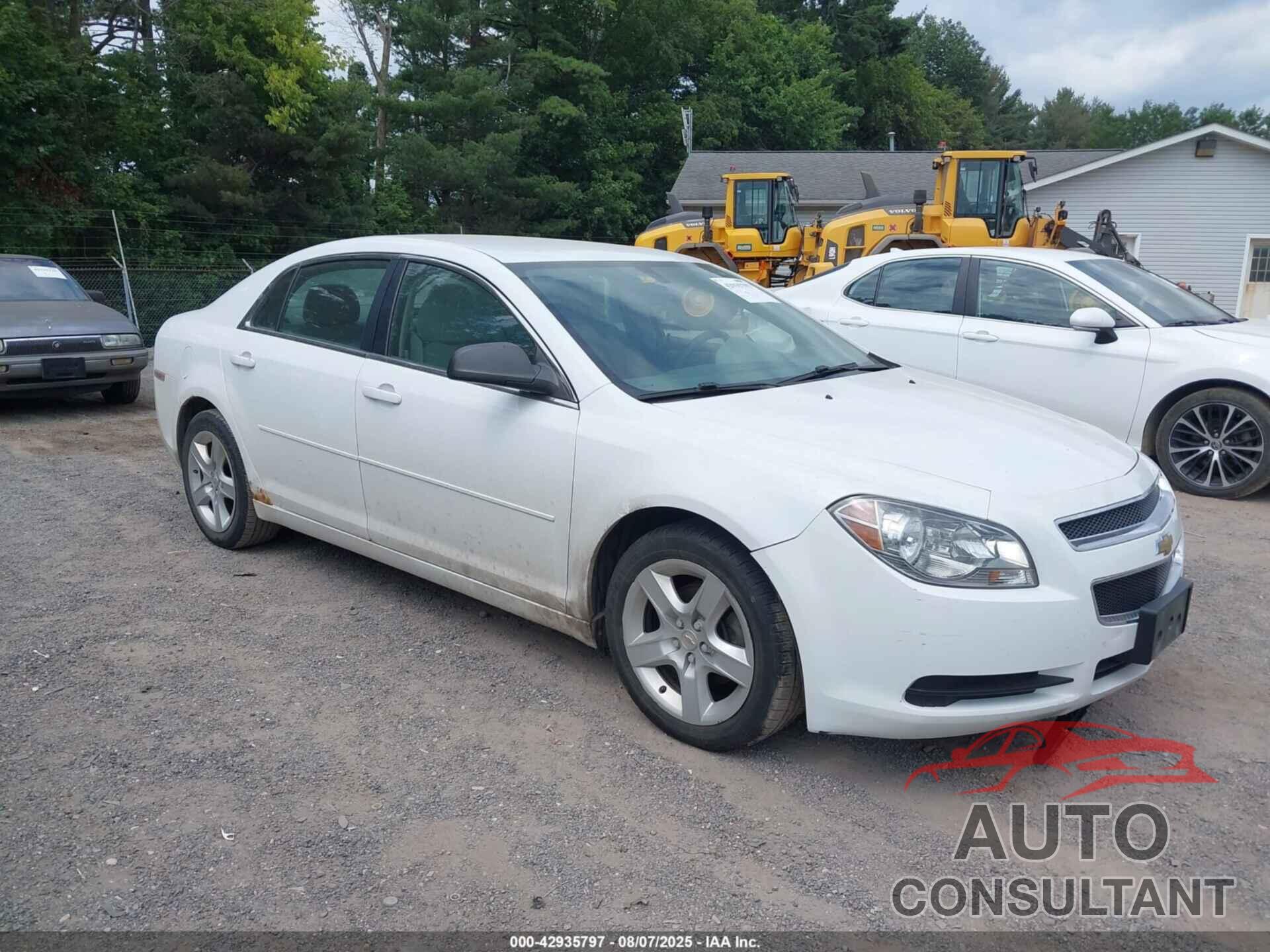 CHEVROLET MALIBU 2011 - 1G1ZB5E16BF210529