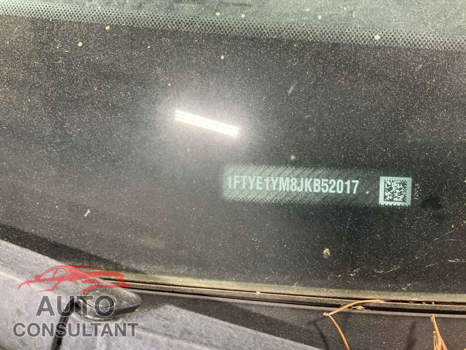 FORD TRANSIT 2018 - 1FTYE1YM8JKB52017