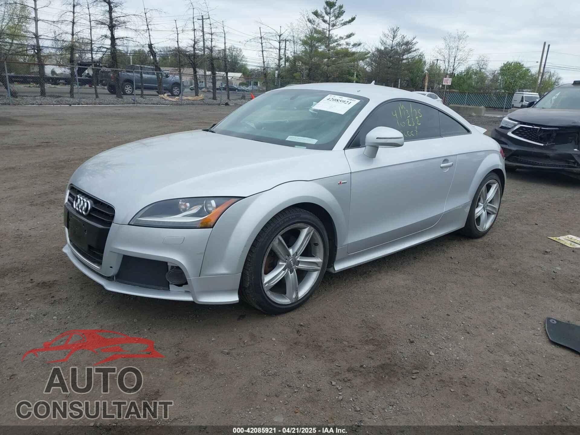 AUDI TT 2012 - TRUBFAFK8C1007675