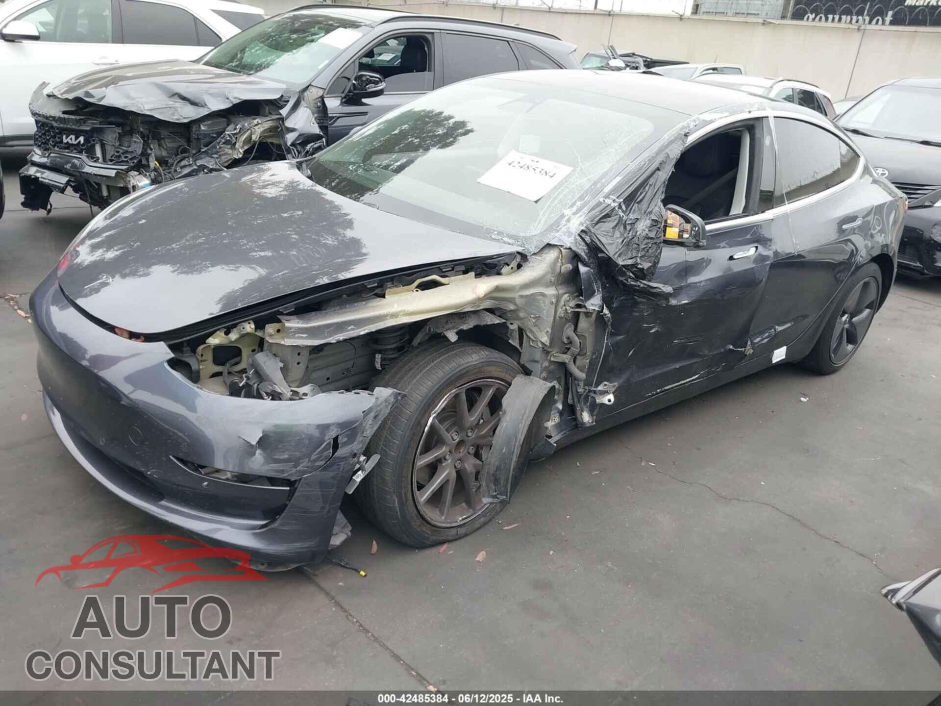 TESLA MODEL 3 2018 - 5YJ3E1EA1JF042198