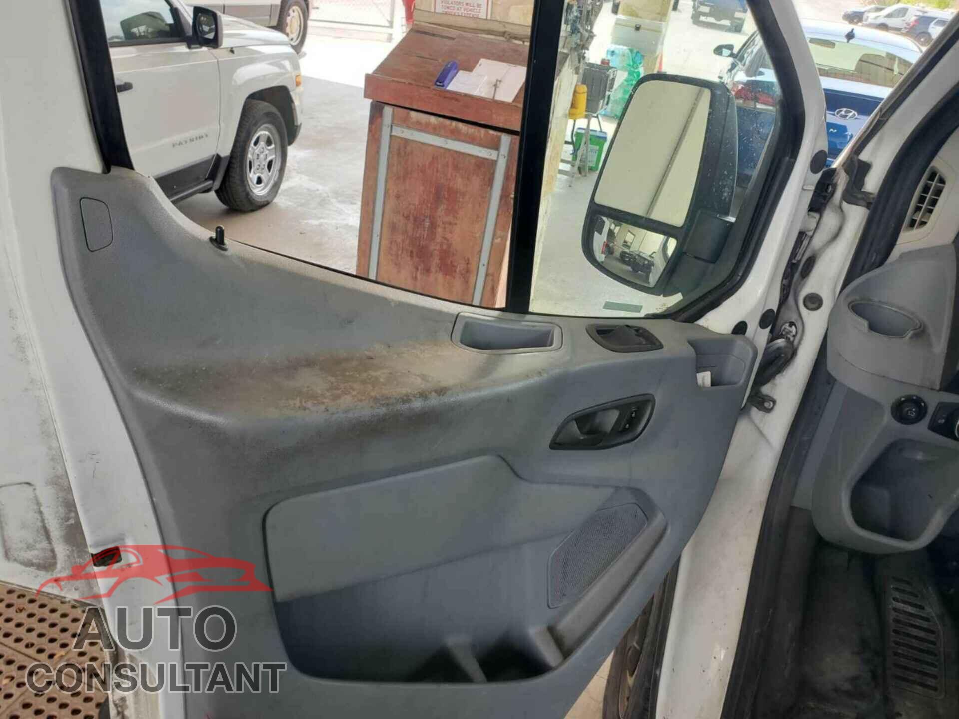 FORD TRANSIT 2015 - 1FTNE1YM9FKB30005