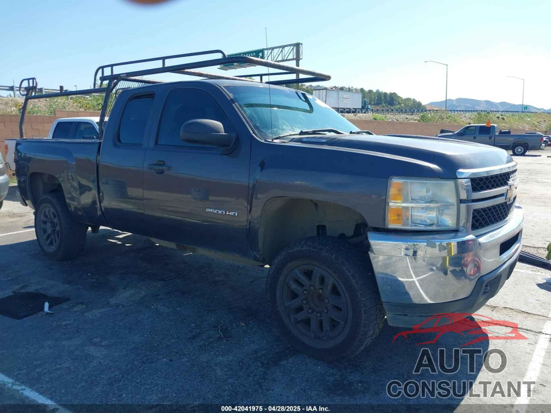 CHEVROLET SILVERADO 2500HD 2011 - 1GC2CVCG5BZ252721