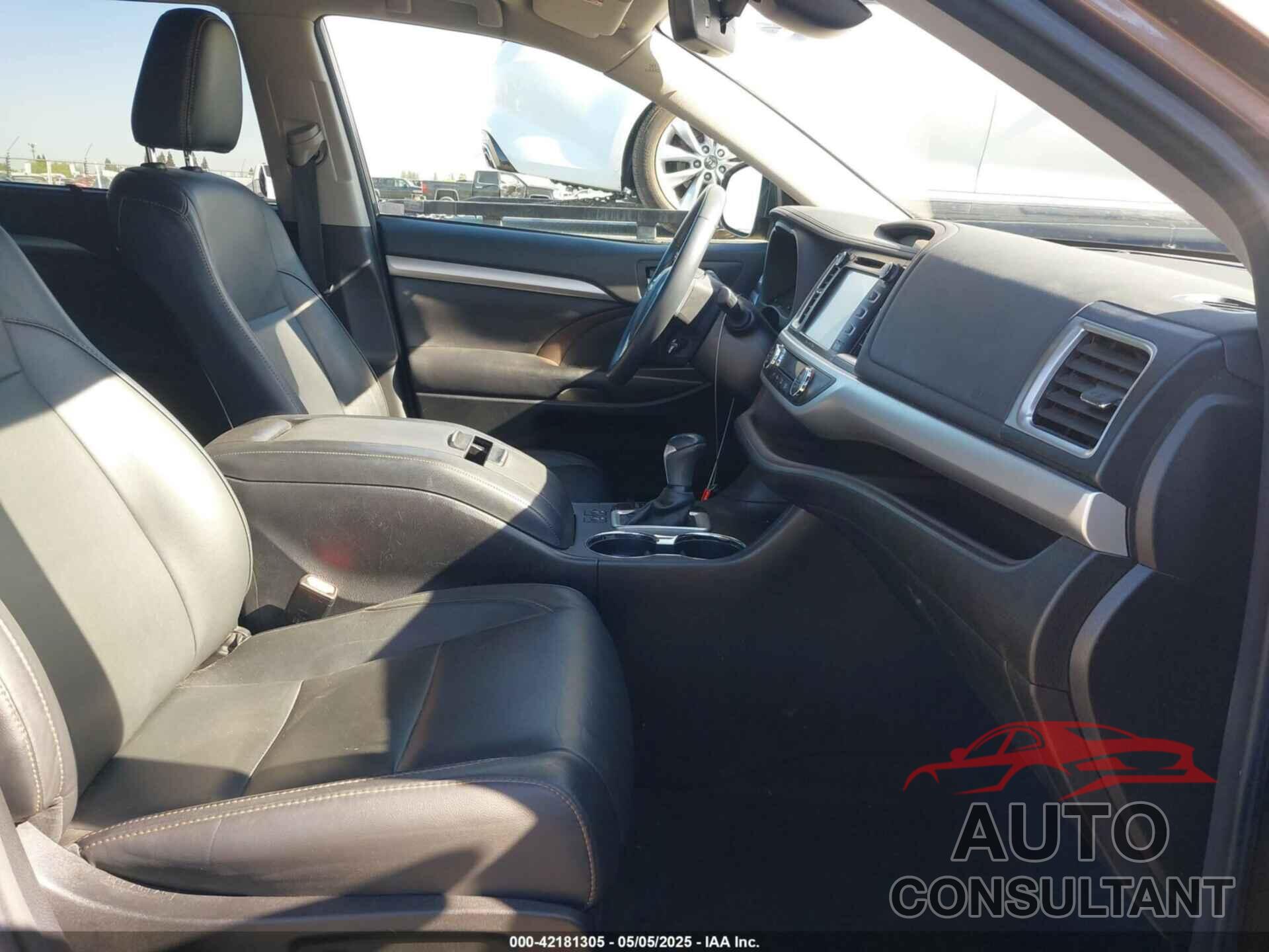 TOYOTA HIGHLANDER 2017 - 5TDJZRFH4HS419151