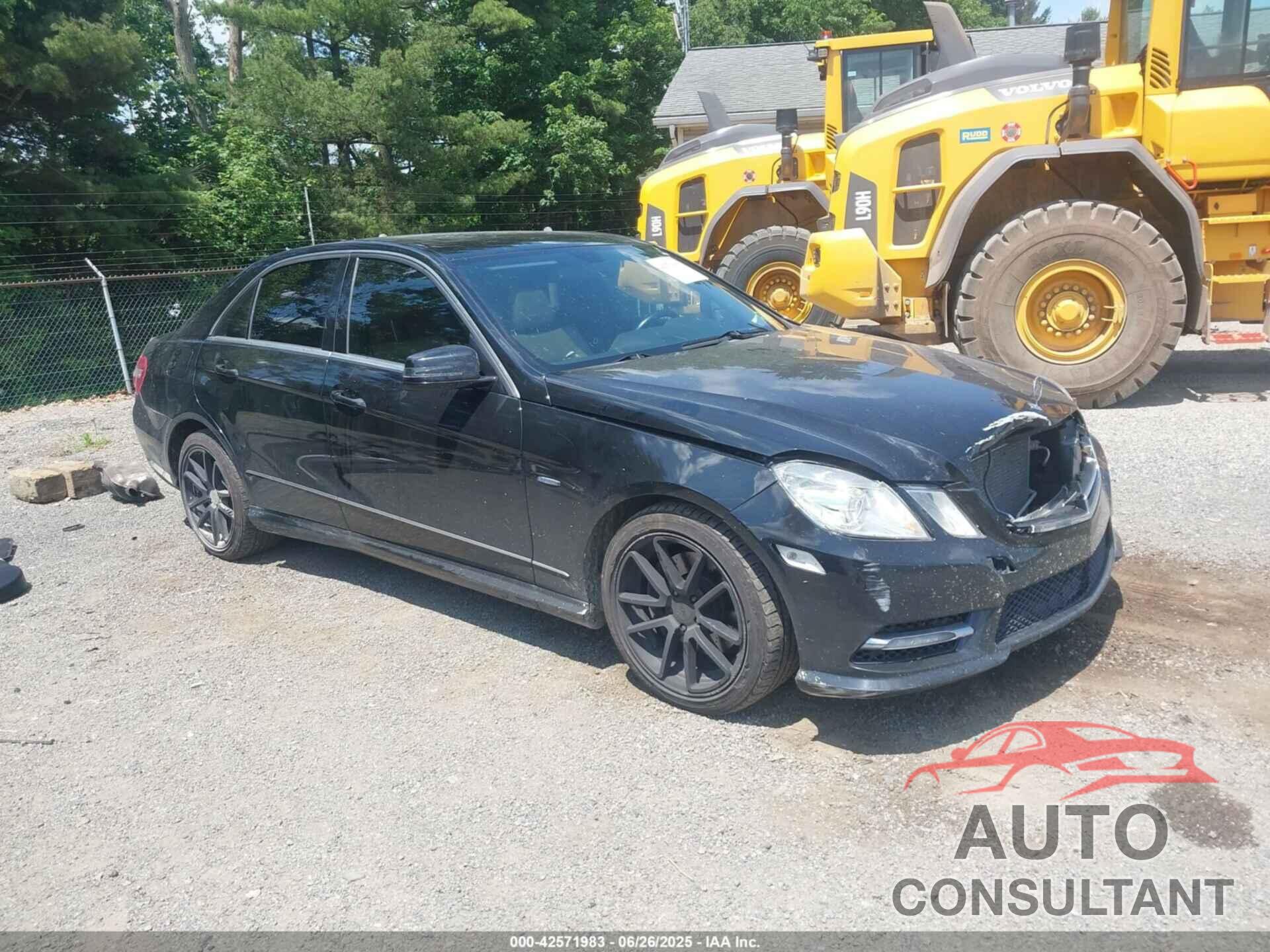 MERCEDES-BENZ E 350 2012 - WDDHF8JB0CA660124