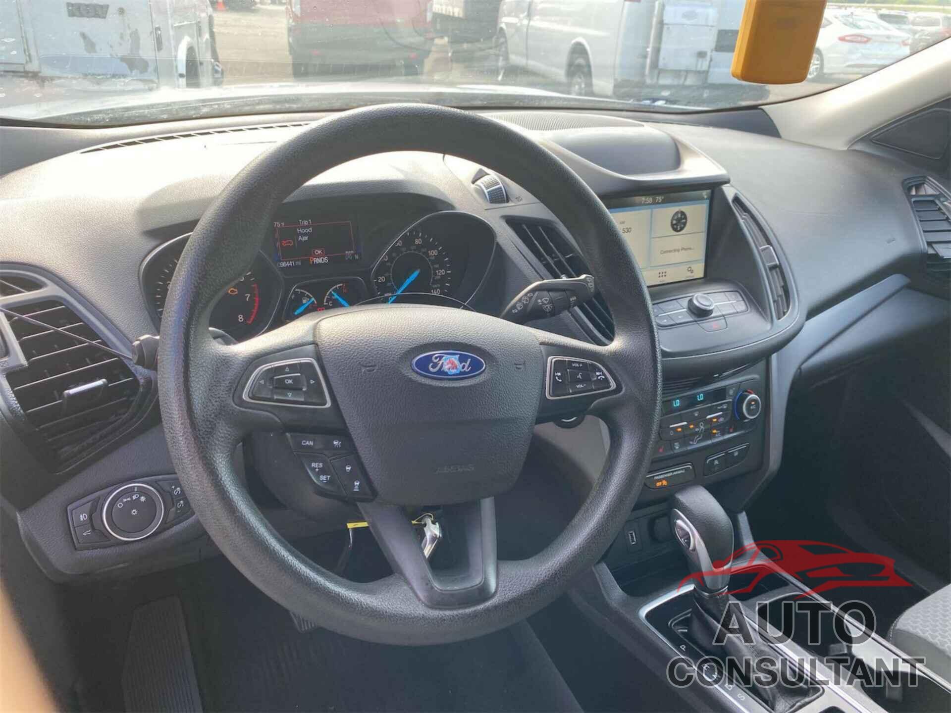 FORD ESCAPE 2019 - 1FMCU9GD5KUC36990
