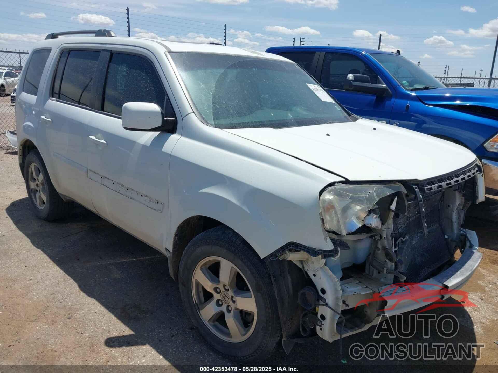 HONDA PILOT 2011 - 5FNYF3H5XBB010106