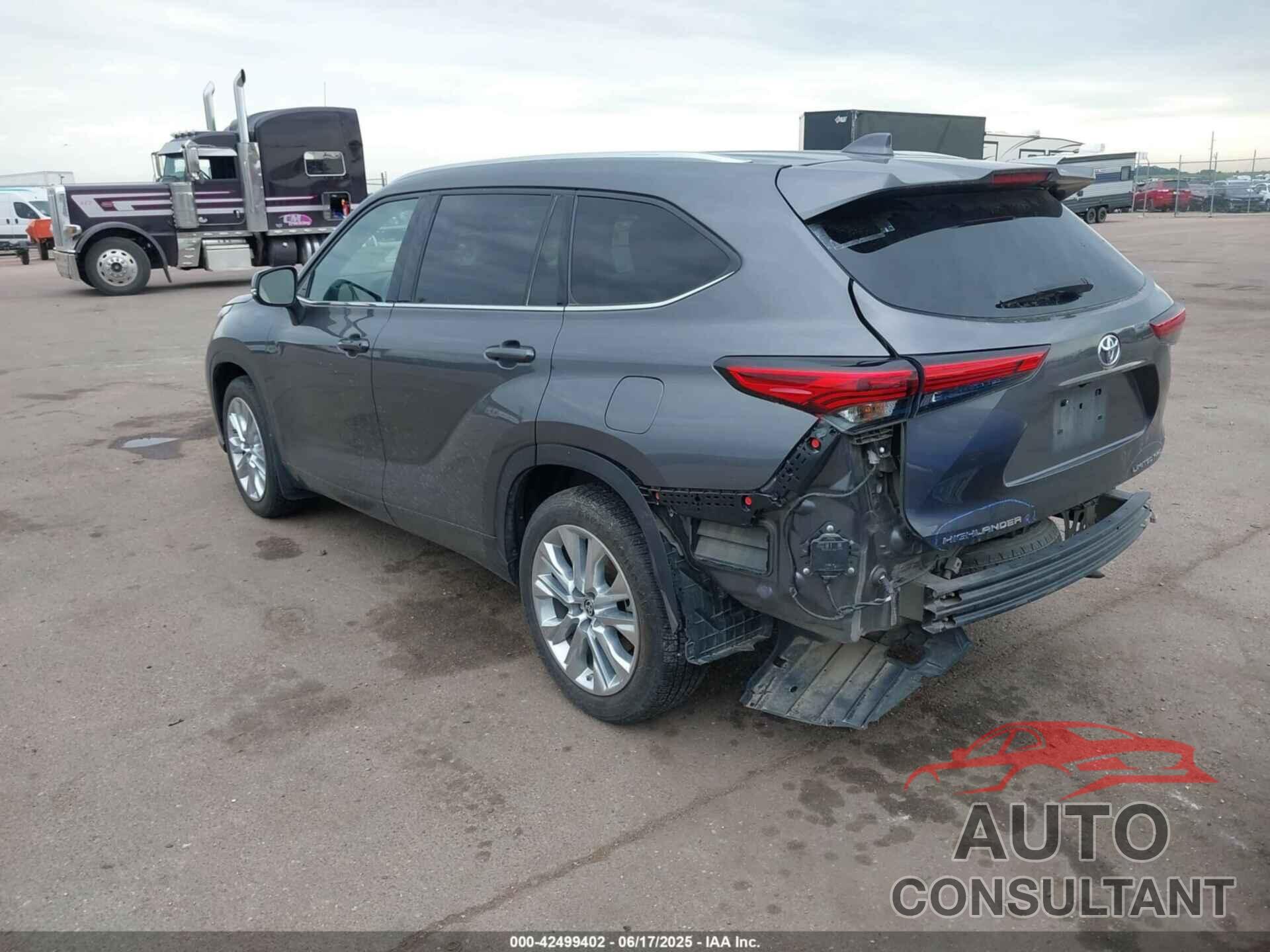 TOYOTA HIGHLANDER 2021 - 5TDDZRBH9MS540657