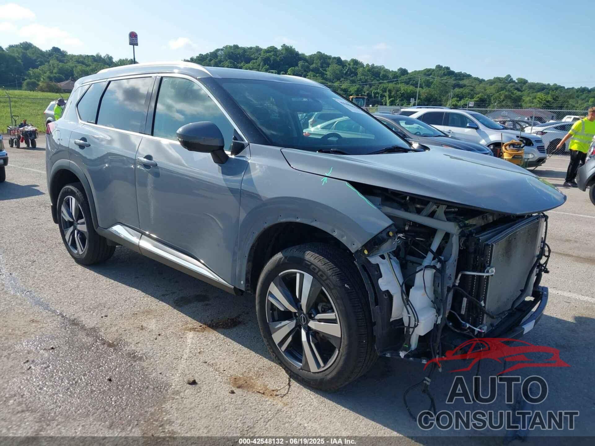 NISSAN ROGUE 2023 - 5N1BT3CB6PC674043