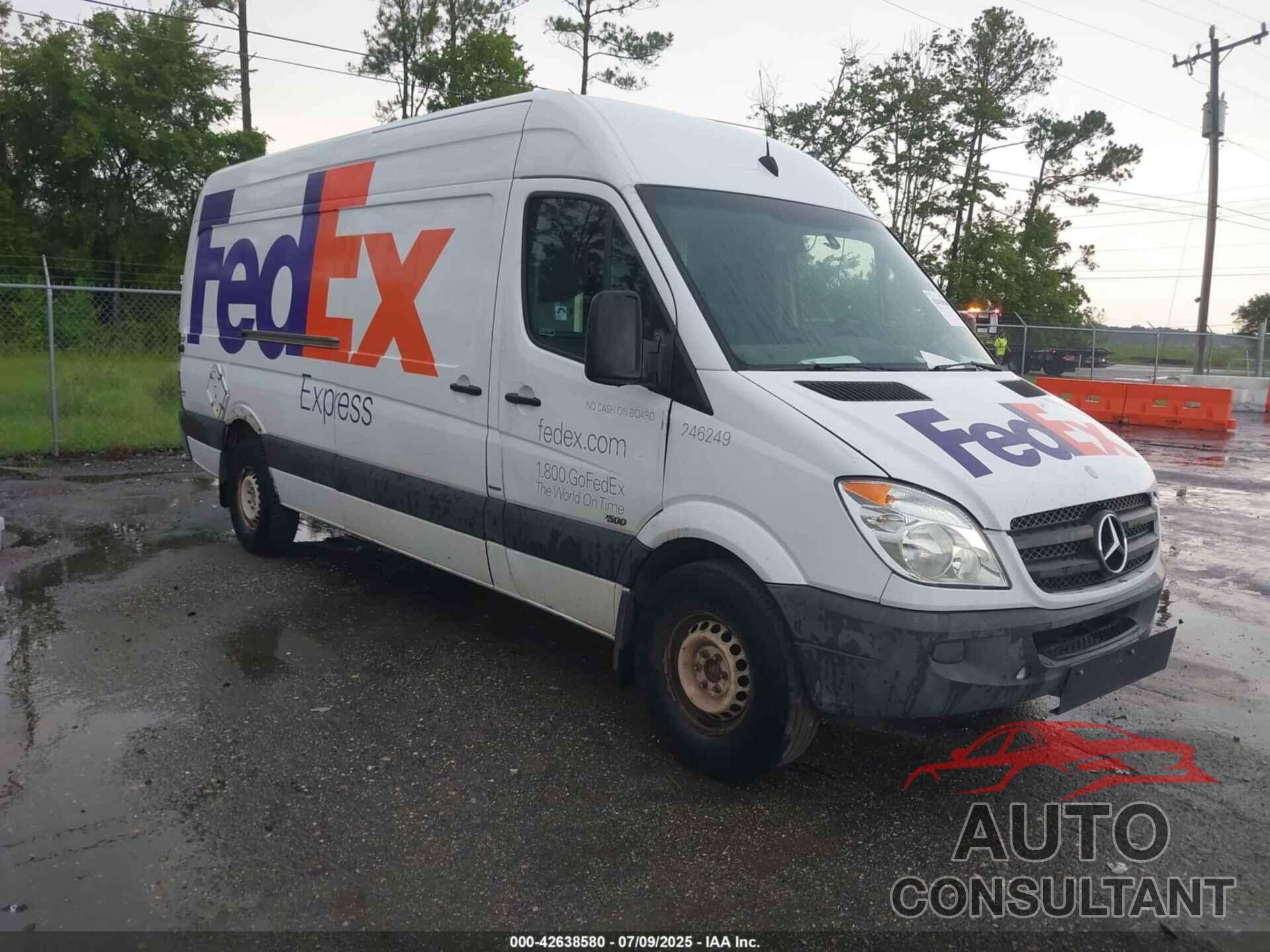 MERCEDES-BENZ SPRINTER 2500 2011 - WD3PE8CB7B5604978